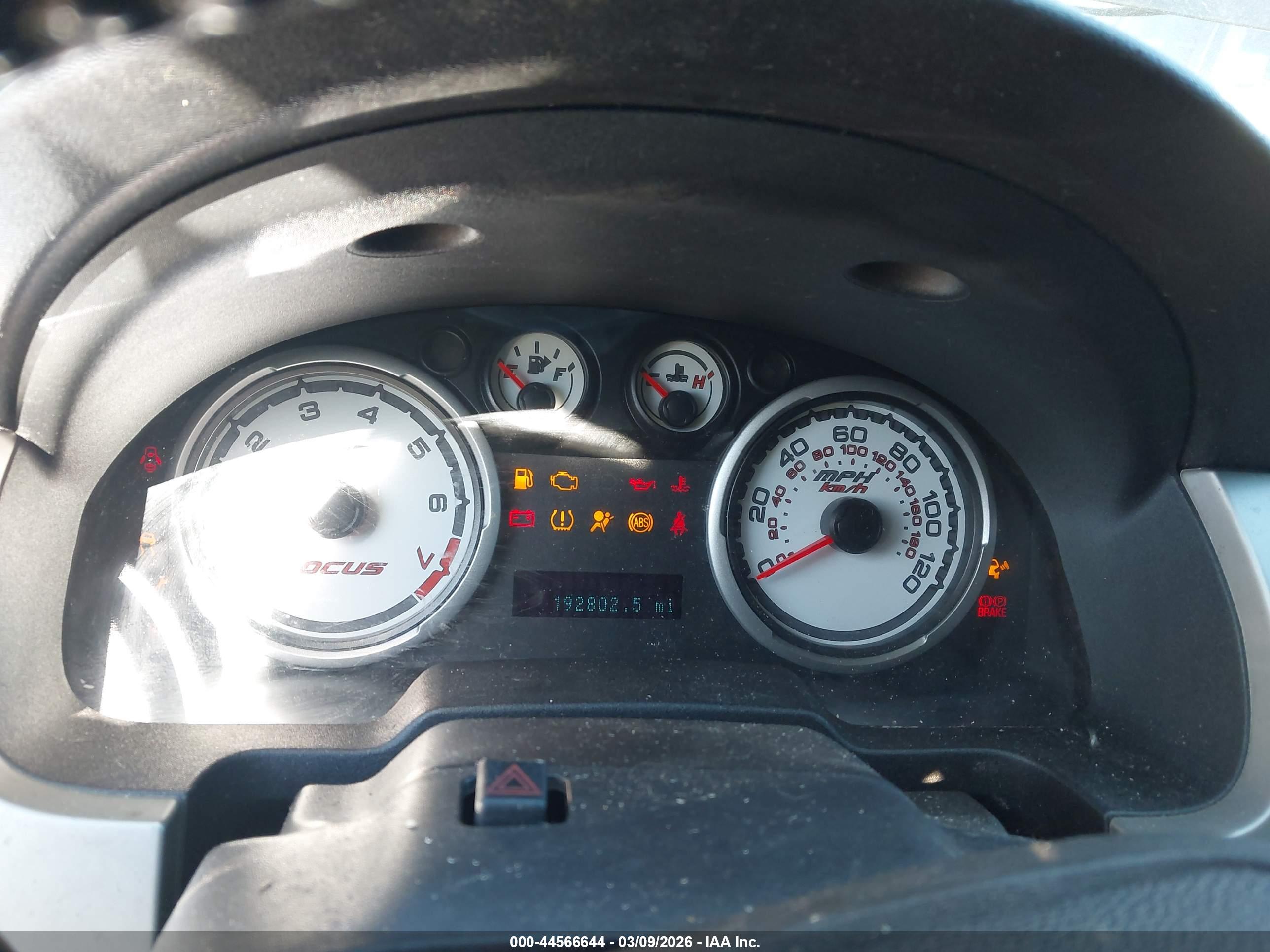 FORD FOCUS image 7