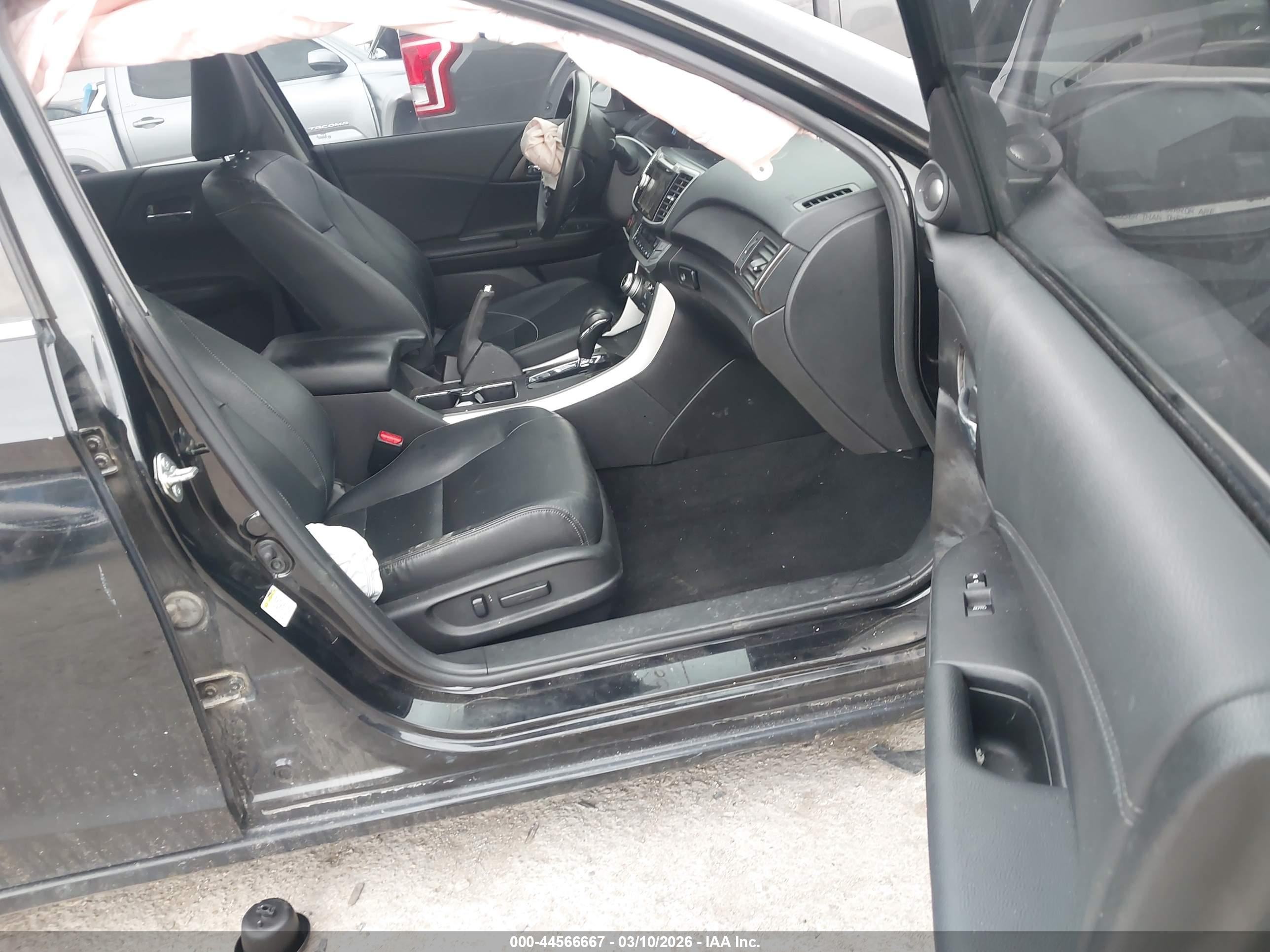 HONDA ACCORD image 5