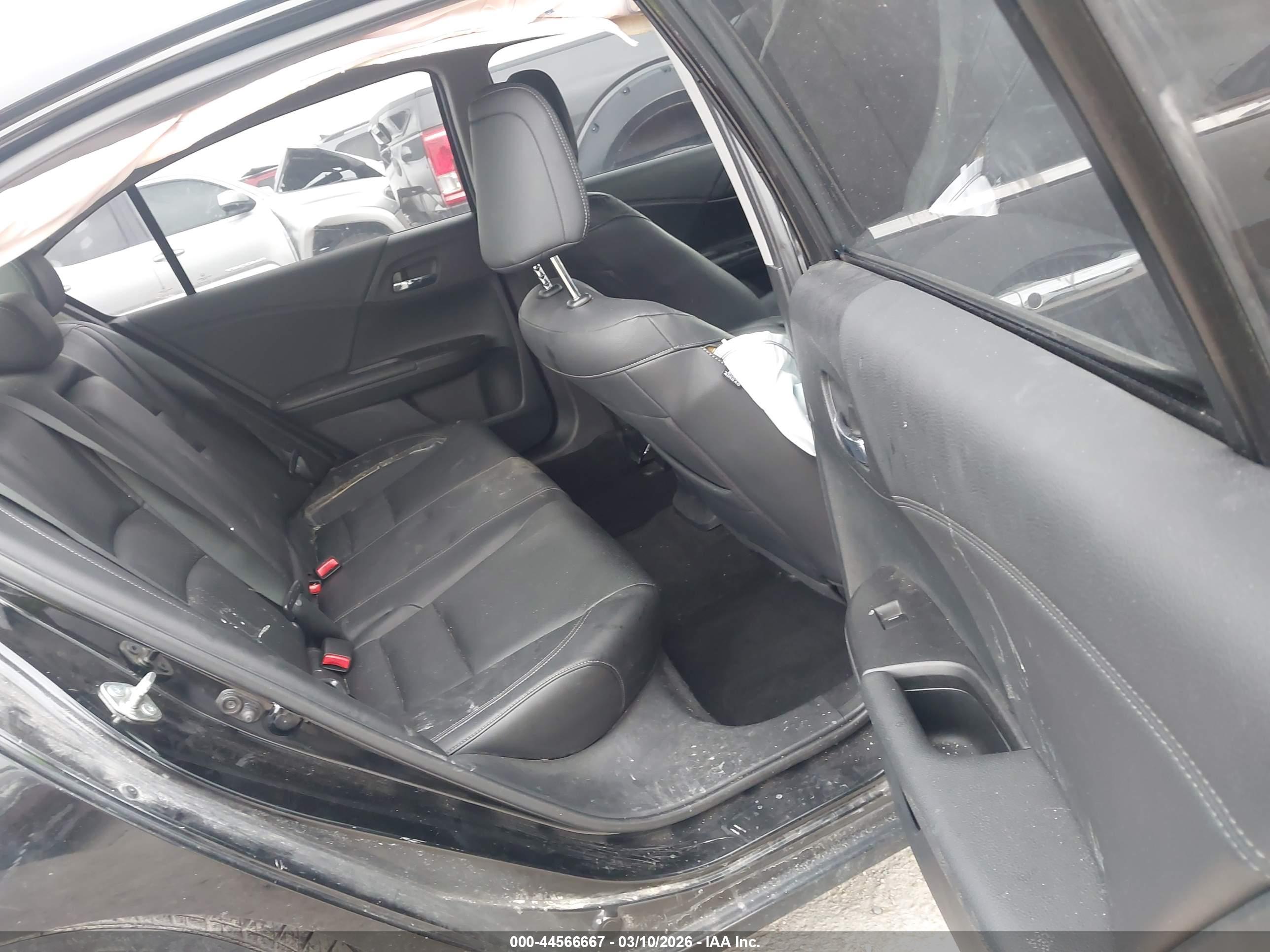 HONDA ACCORD image 8