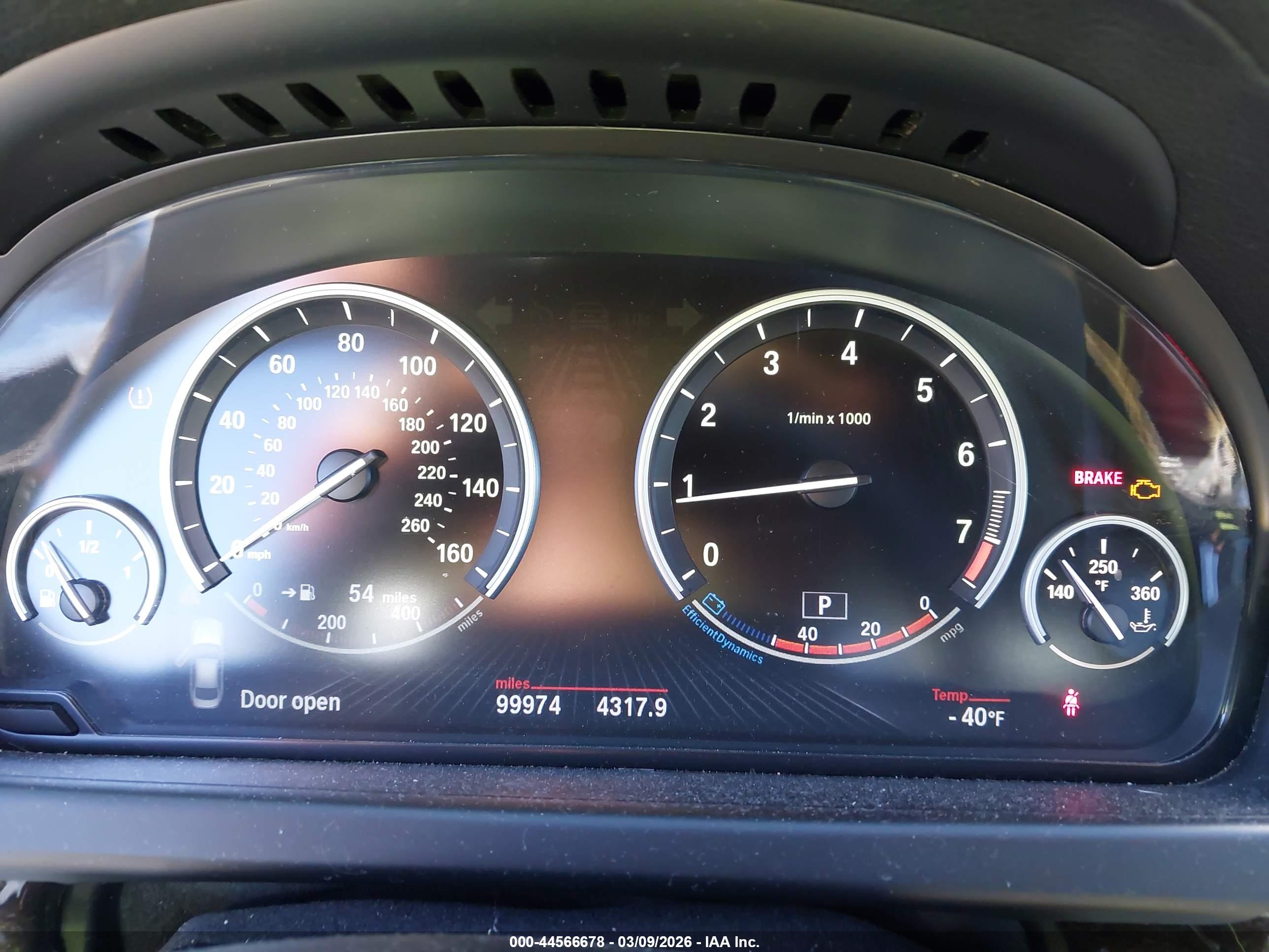 BMW 640I image 7