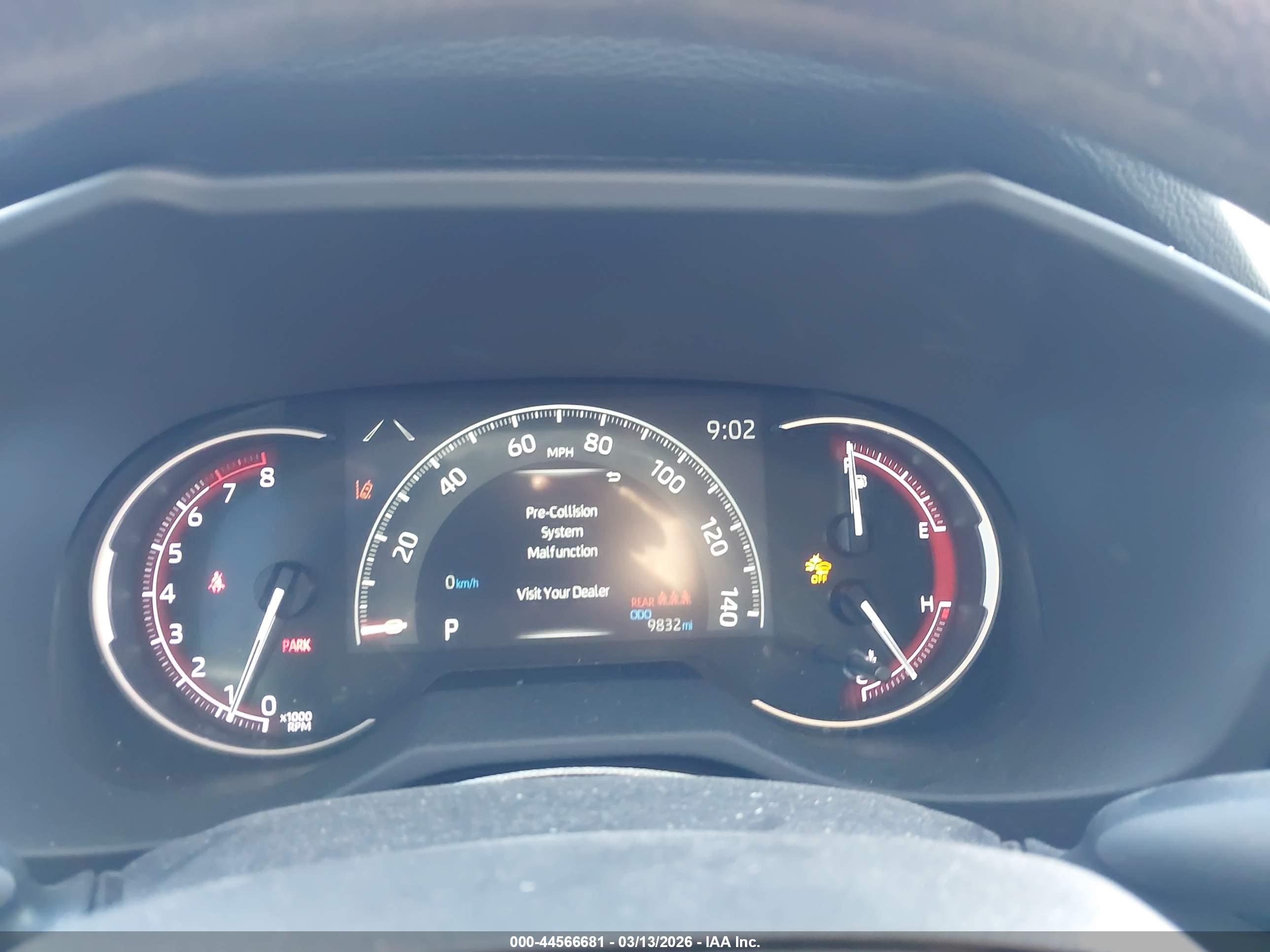 TOYOTA RAV4 image 7