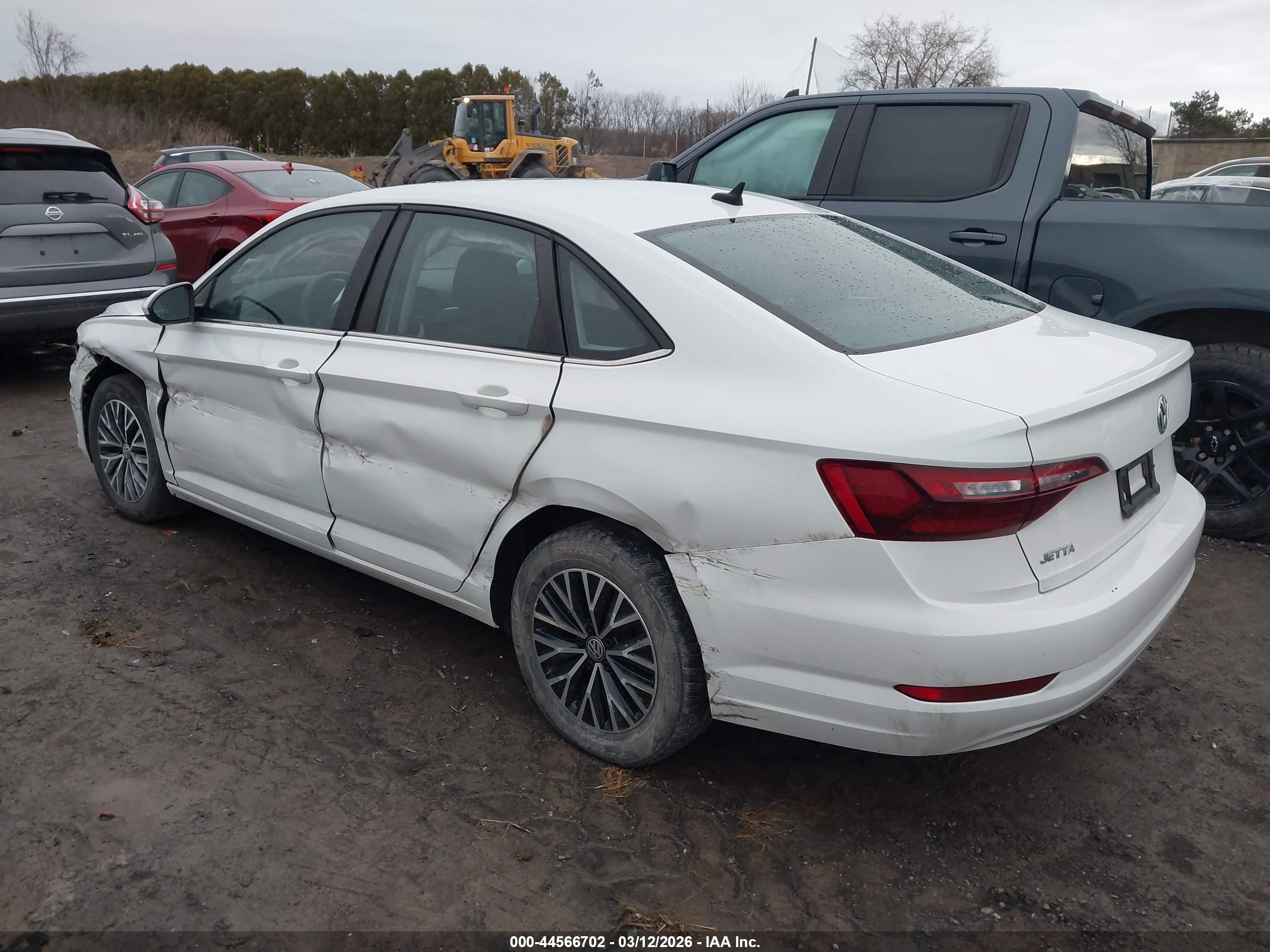 VOLKSWAGEN JETTA image 3