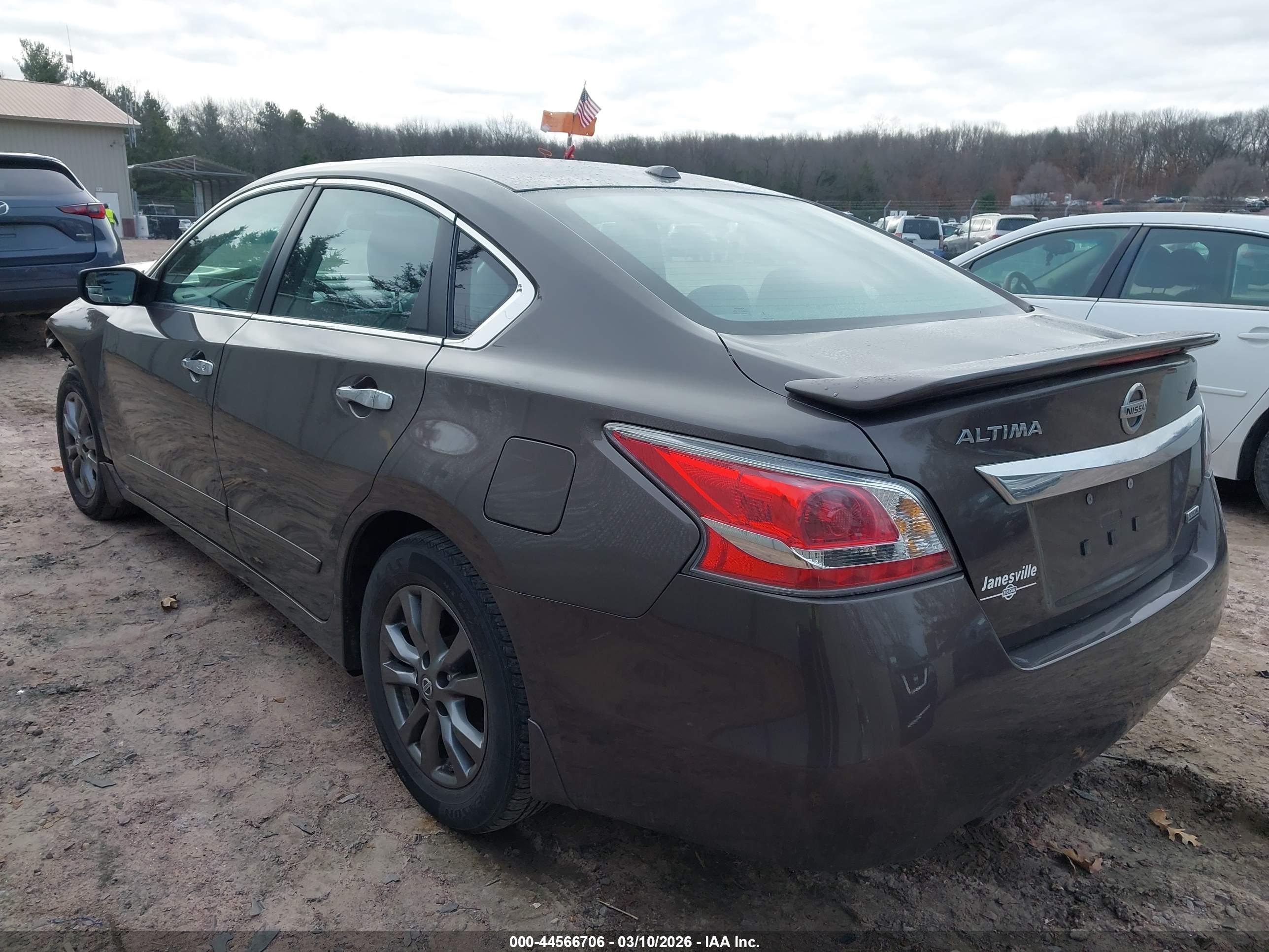 NISSAN ALTIMA image 3