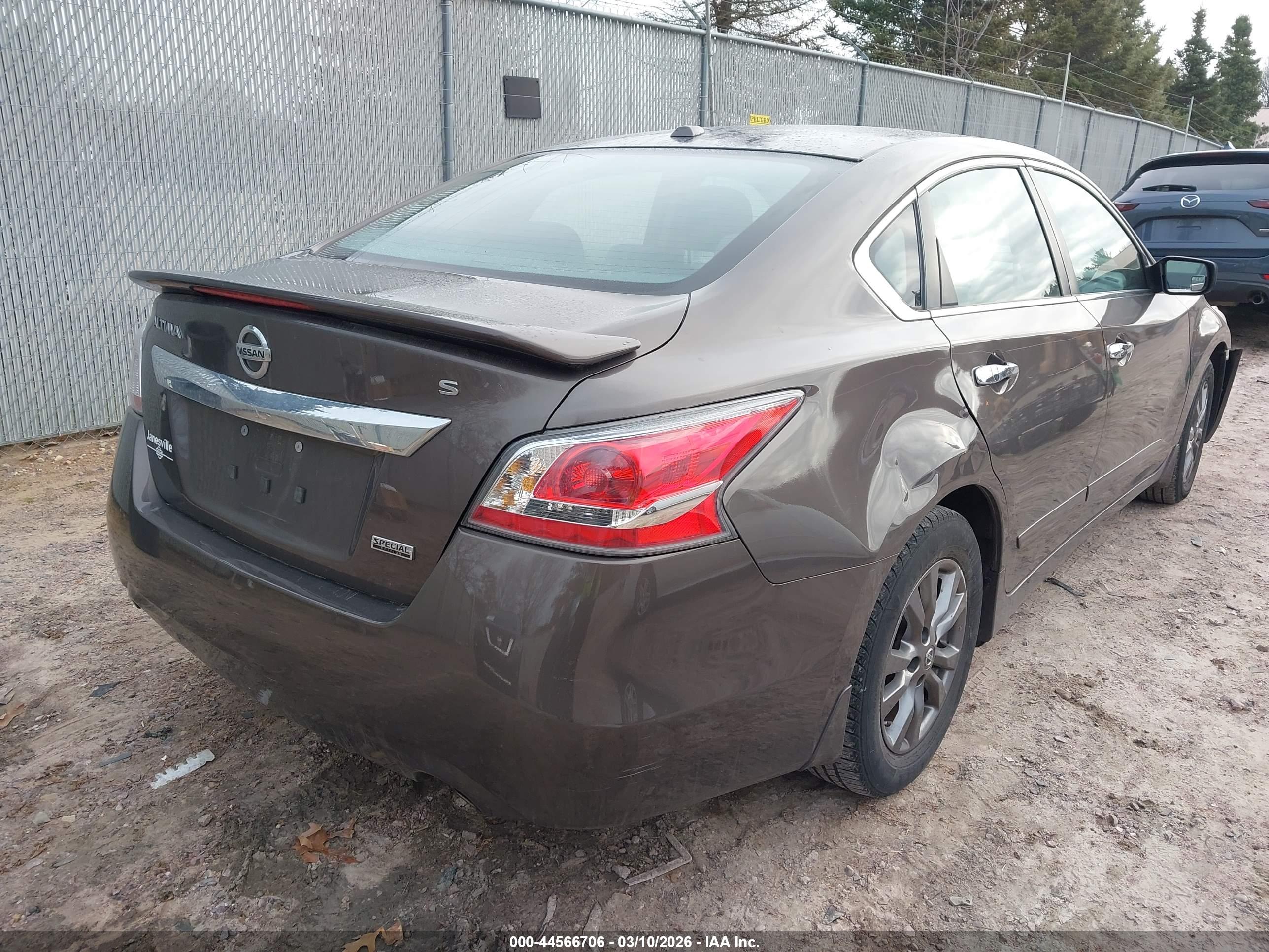 NISSAN ALTIMA image 4
