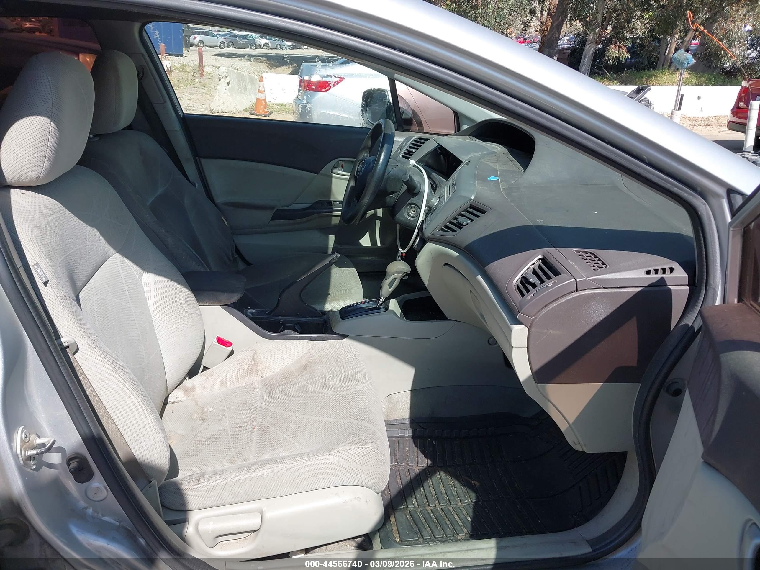 HONDA CIVIC image 5