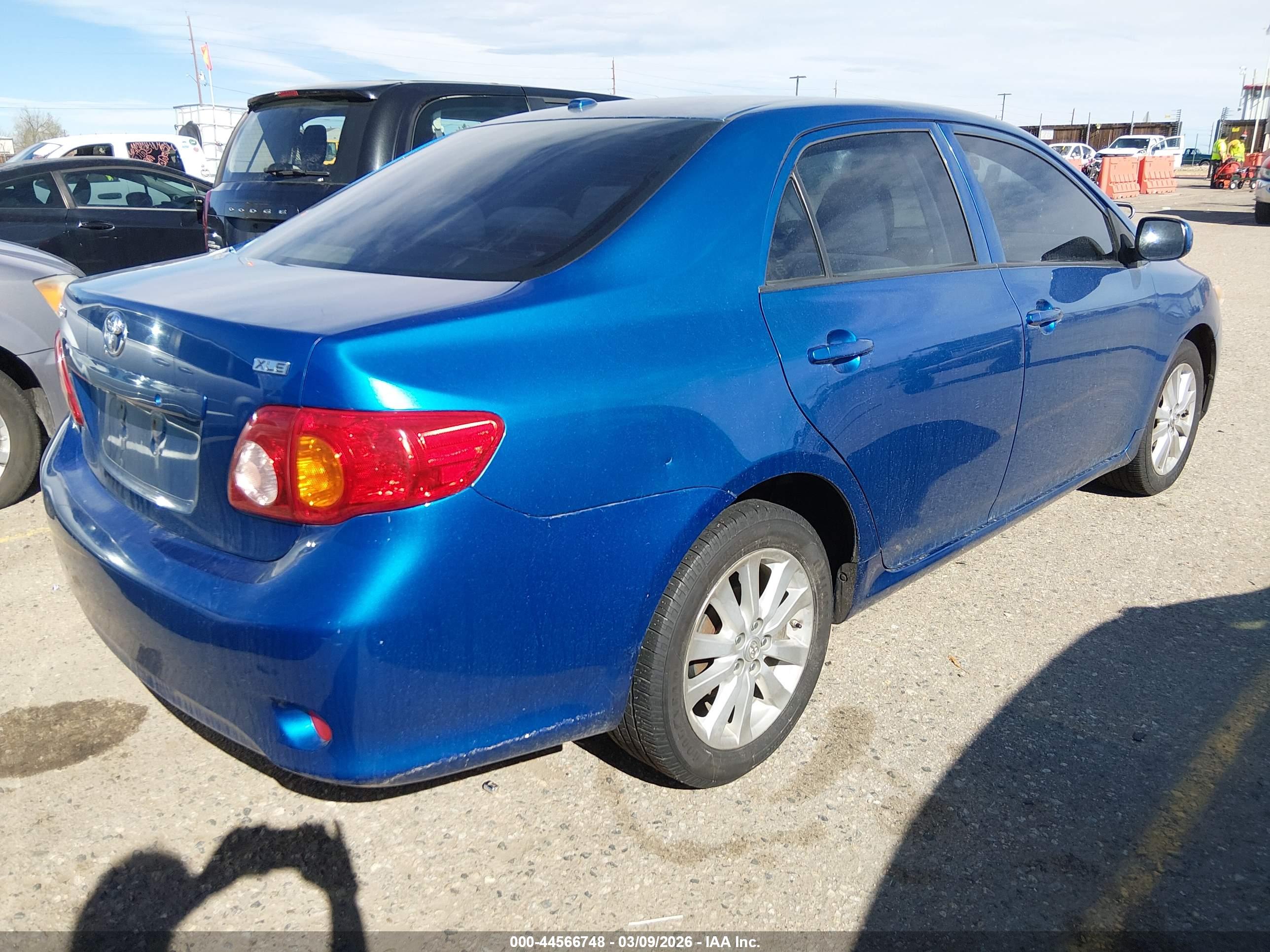 TOYOTA COROLLA image 4