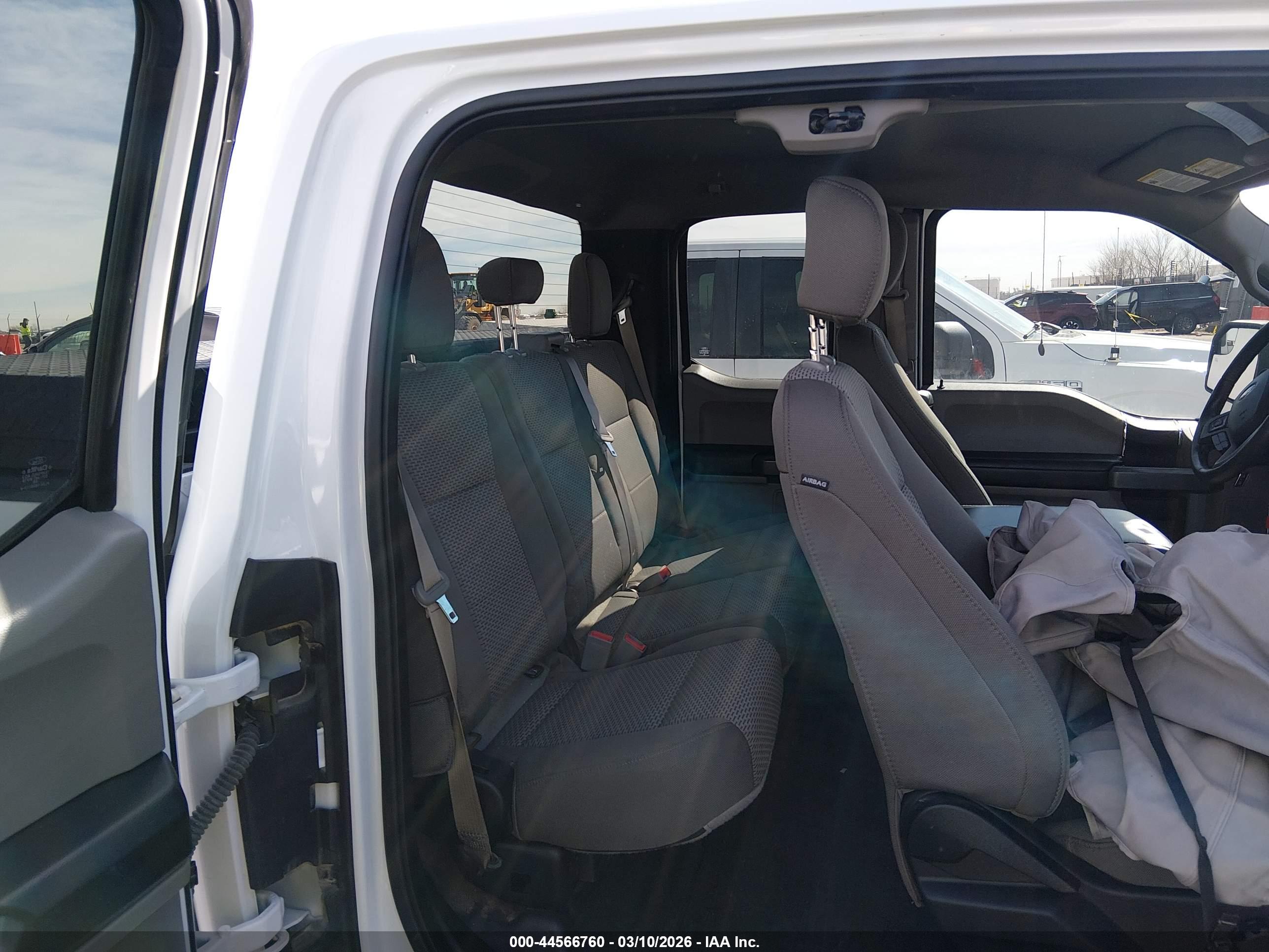 FORD F-150 image 8
