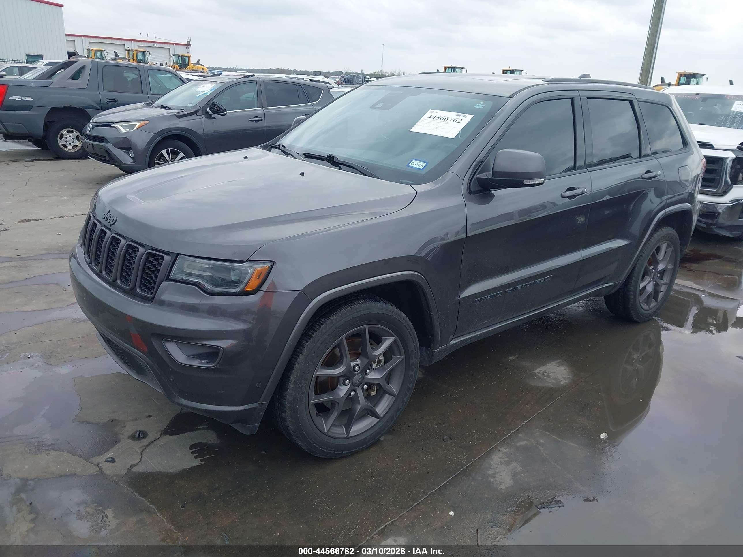 JEEP GRAND image 2