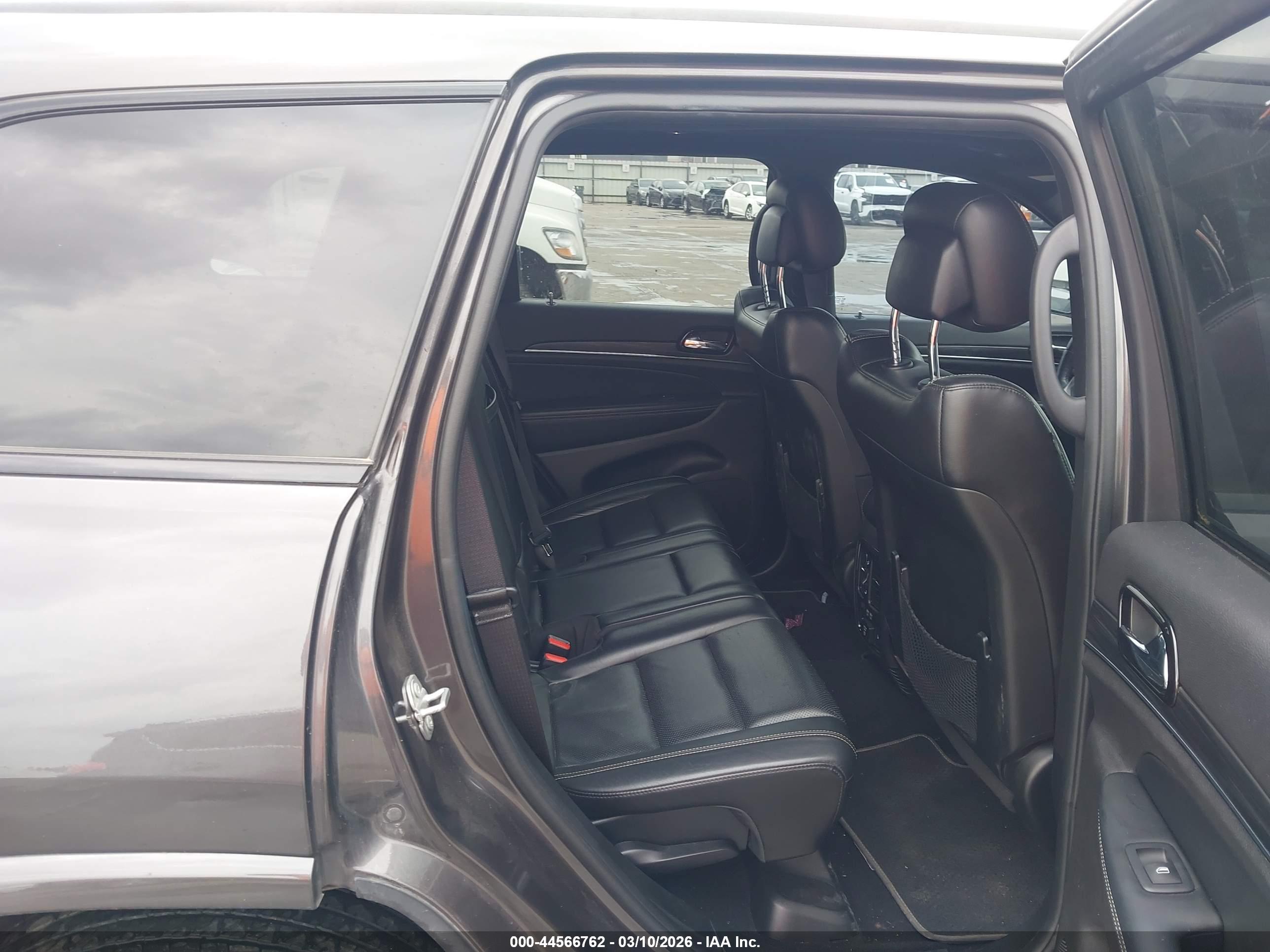 JEEP GRAND image 8