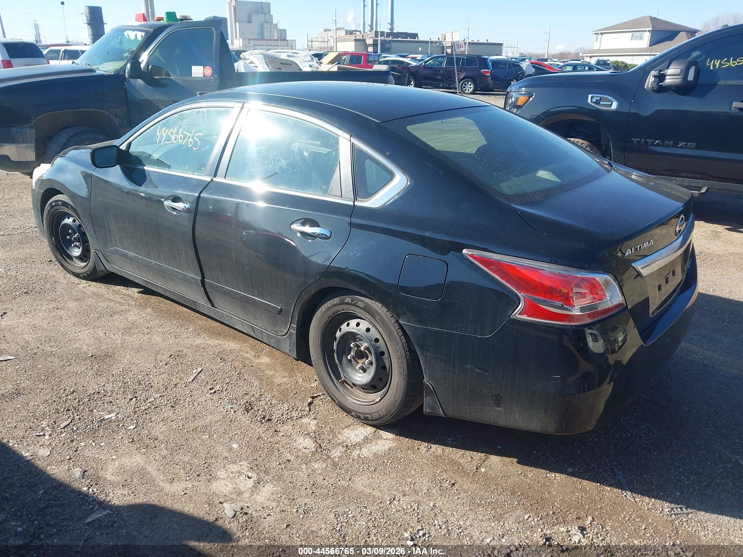 NISSAN ALTIMA image 3