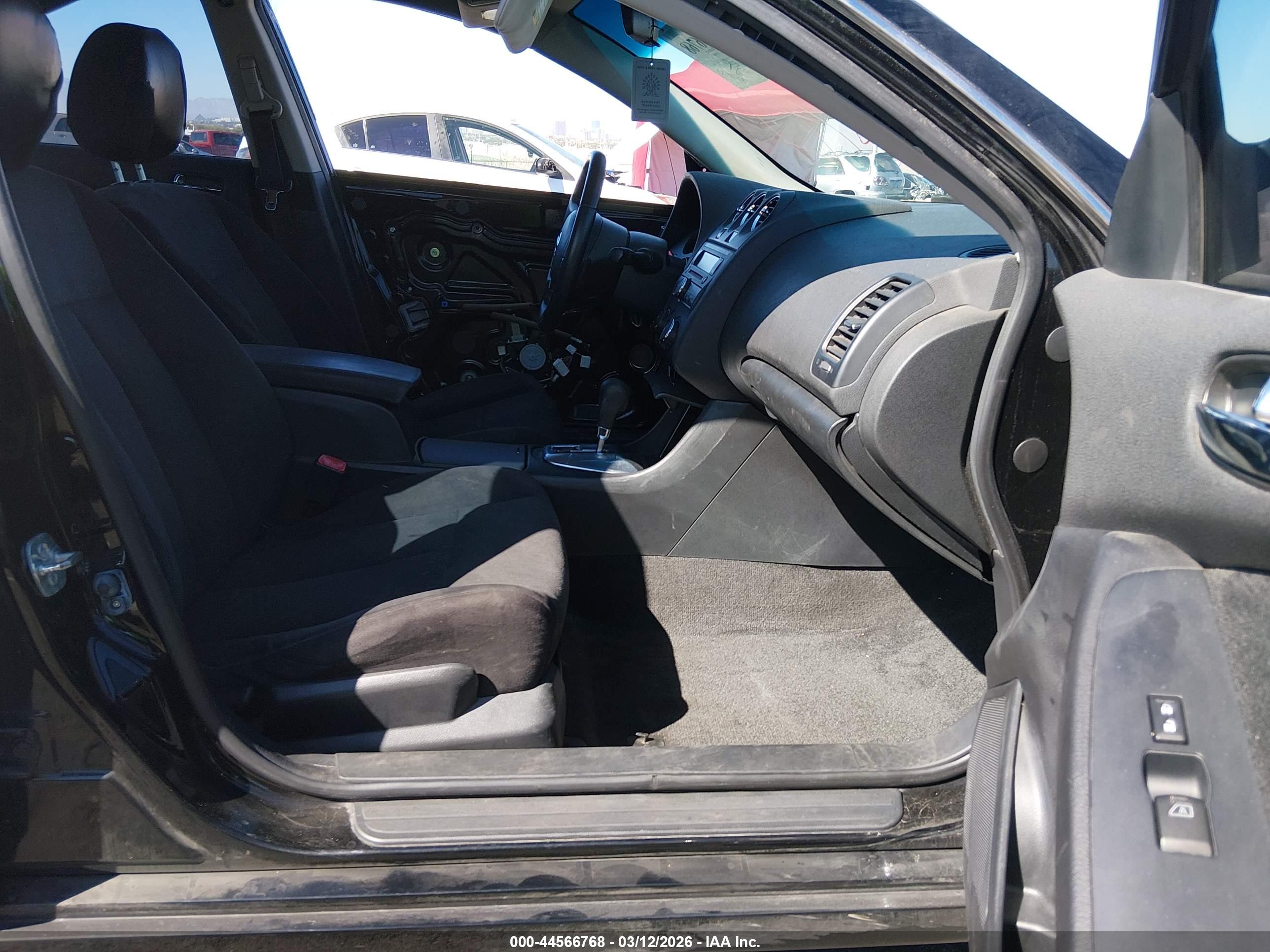 NISSAN ALTIMA image 5