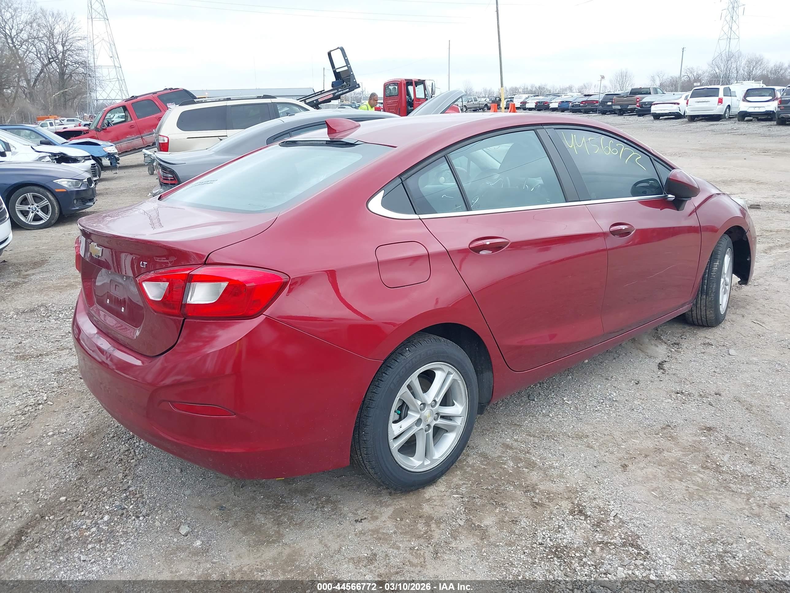 CHEVROLET CRUZE image 4