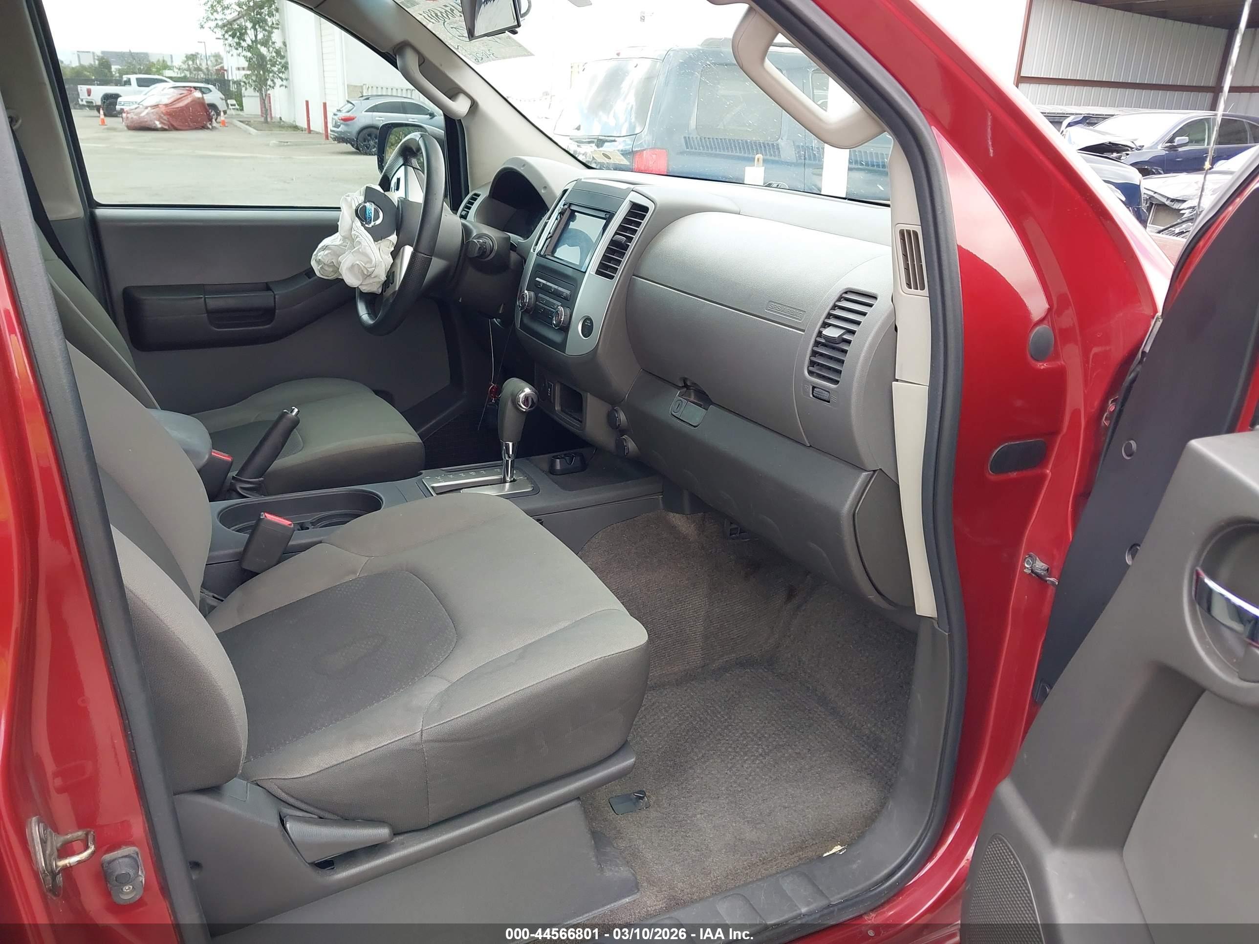 NISSAN XTERRA image 5