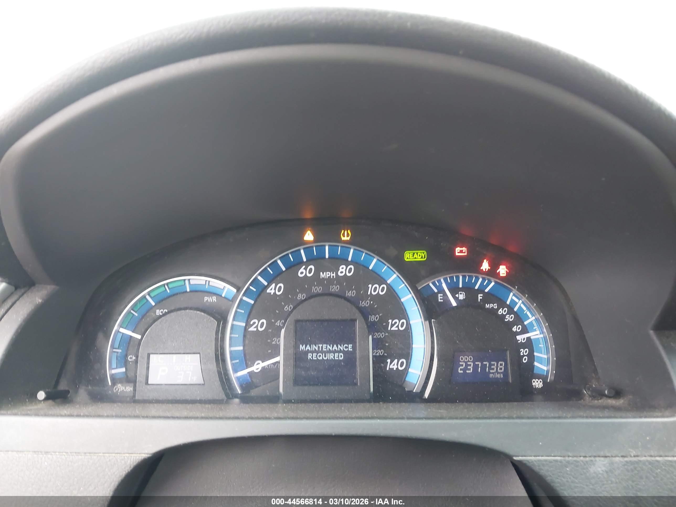 TOYOTA CAMRY image 7