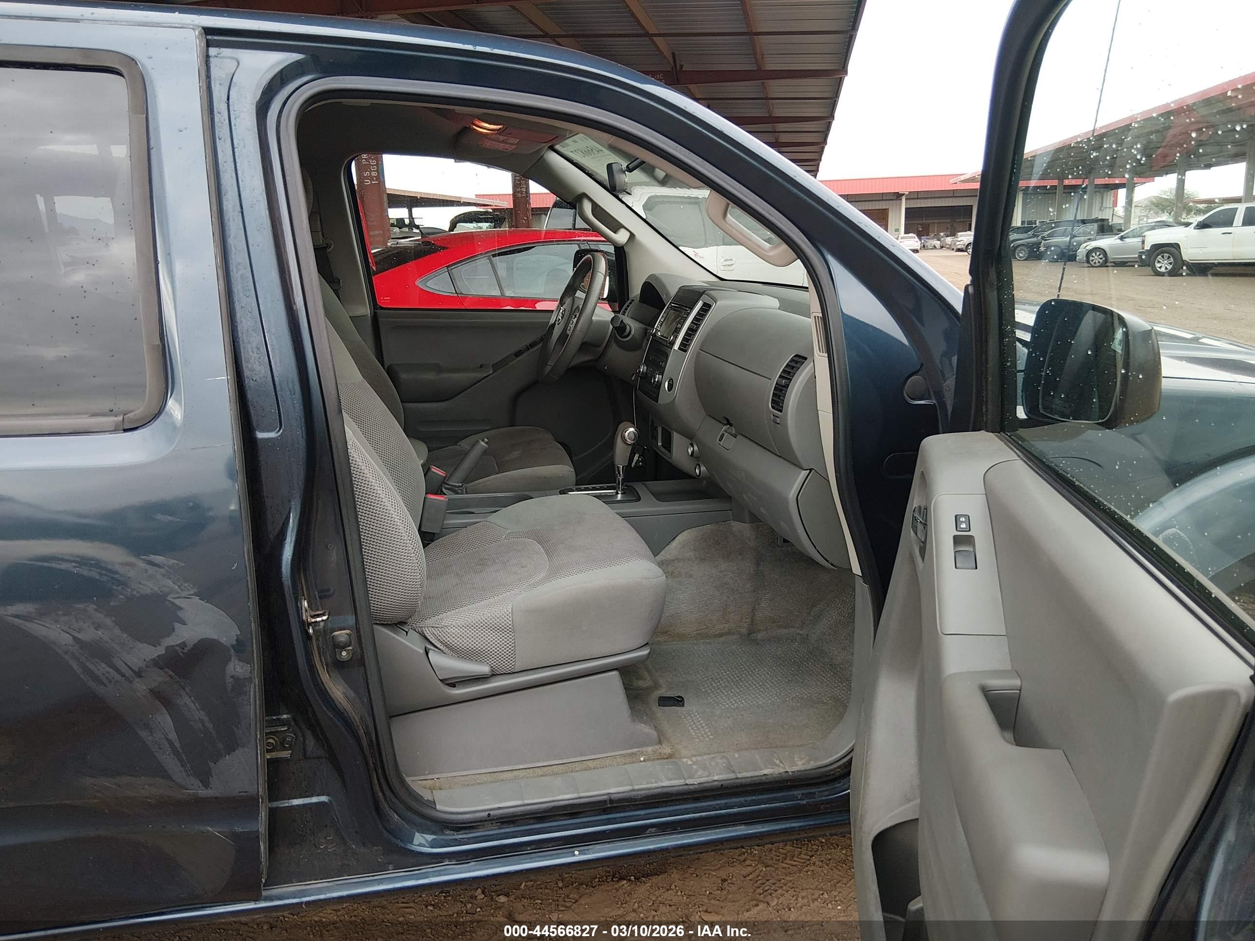 NISSAN FRONTIER image 5