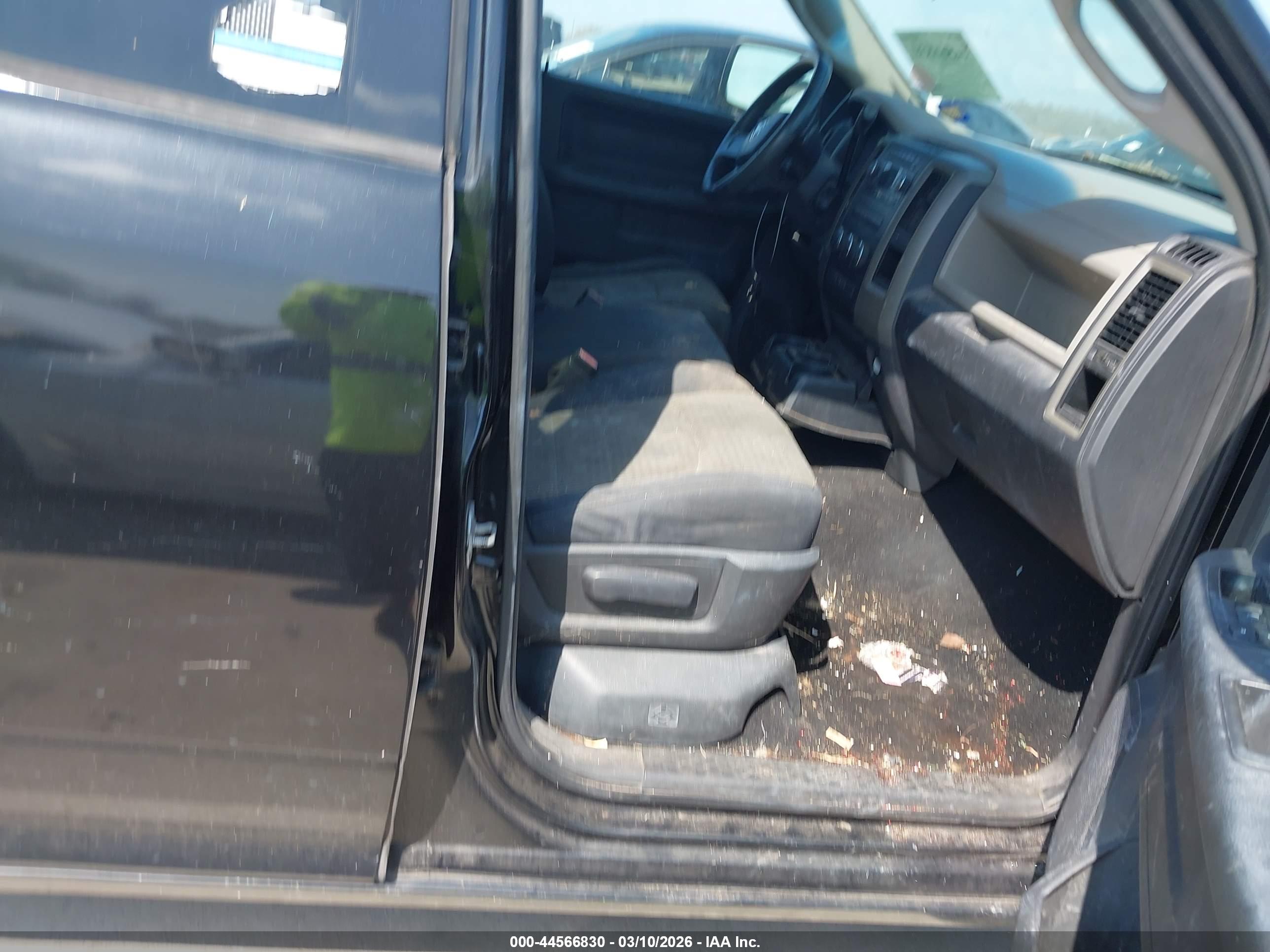 DODGE RAM image 5
