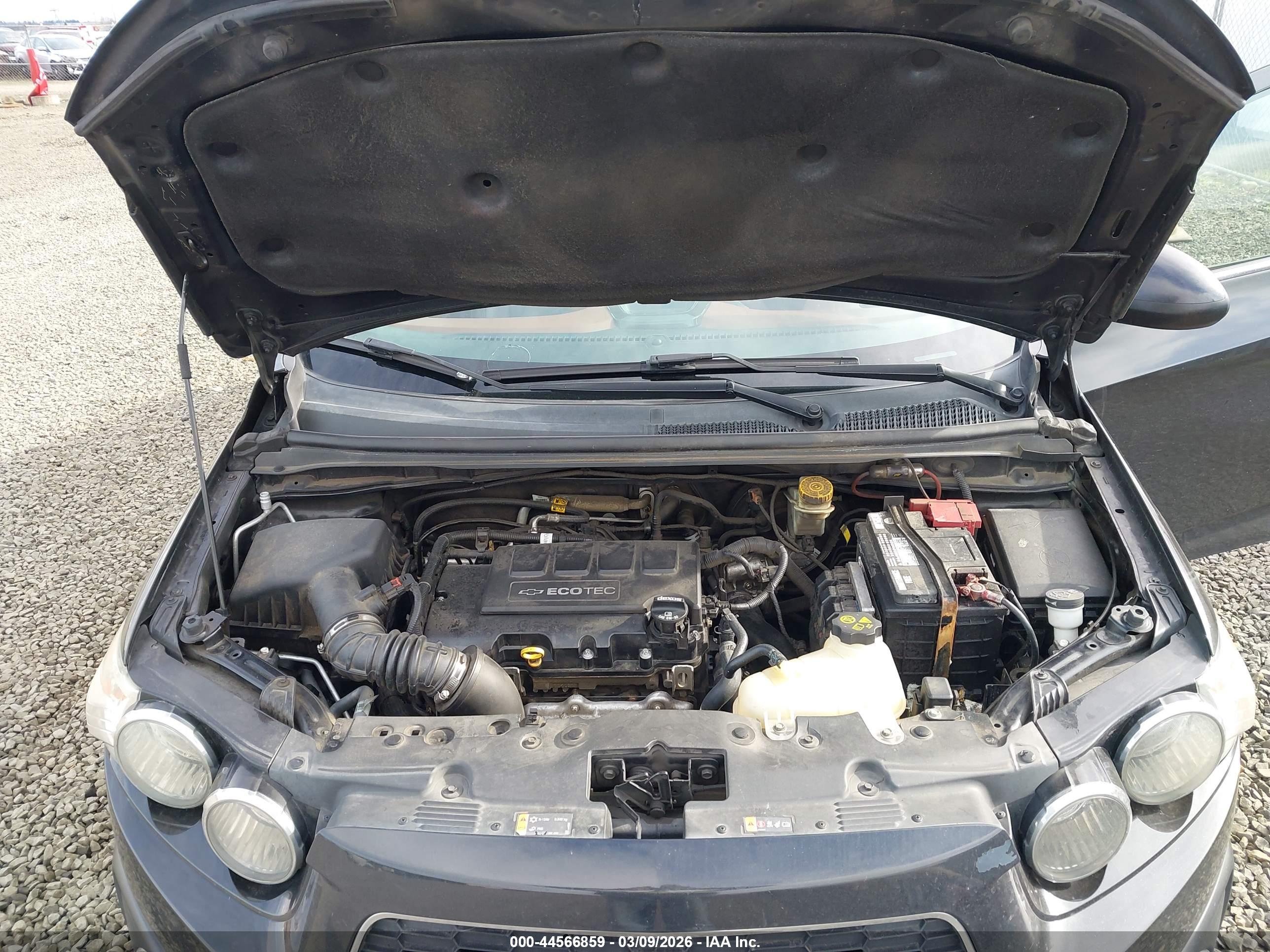 CHEVROLET SONIC image 10