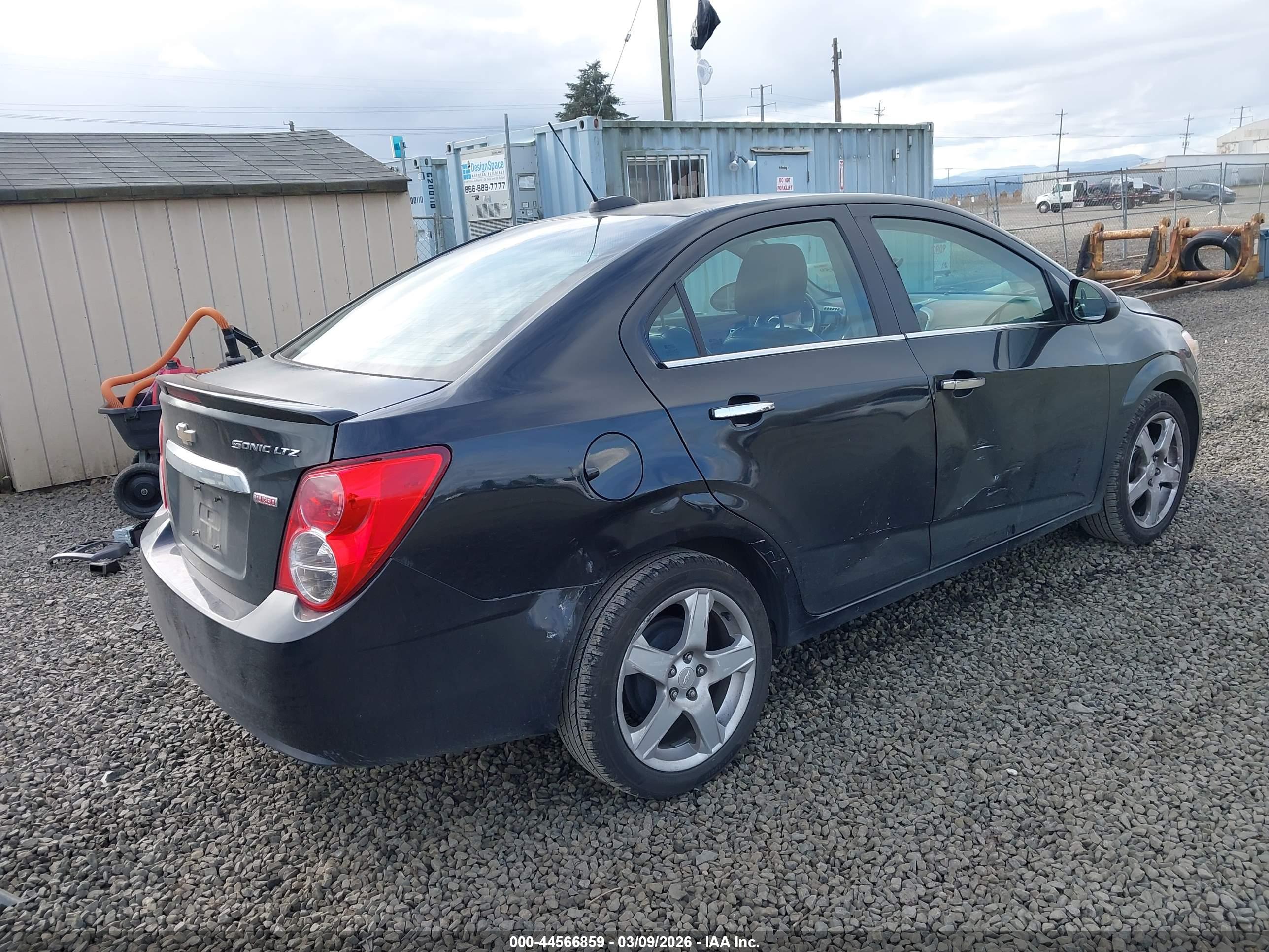 CHEVROLET SONIC image 4