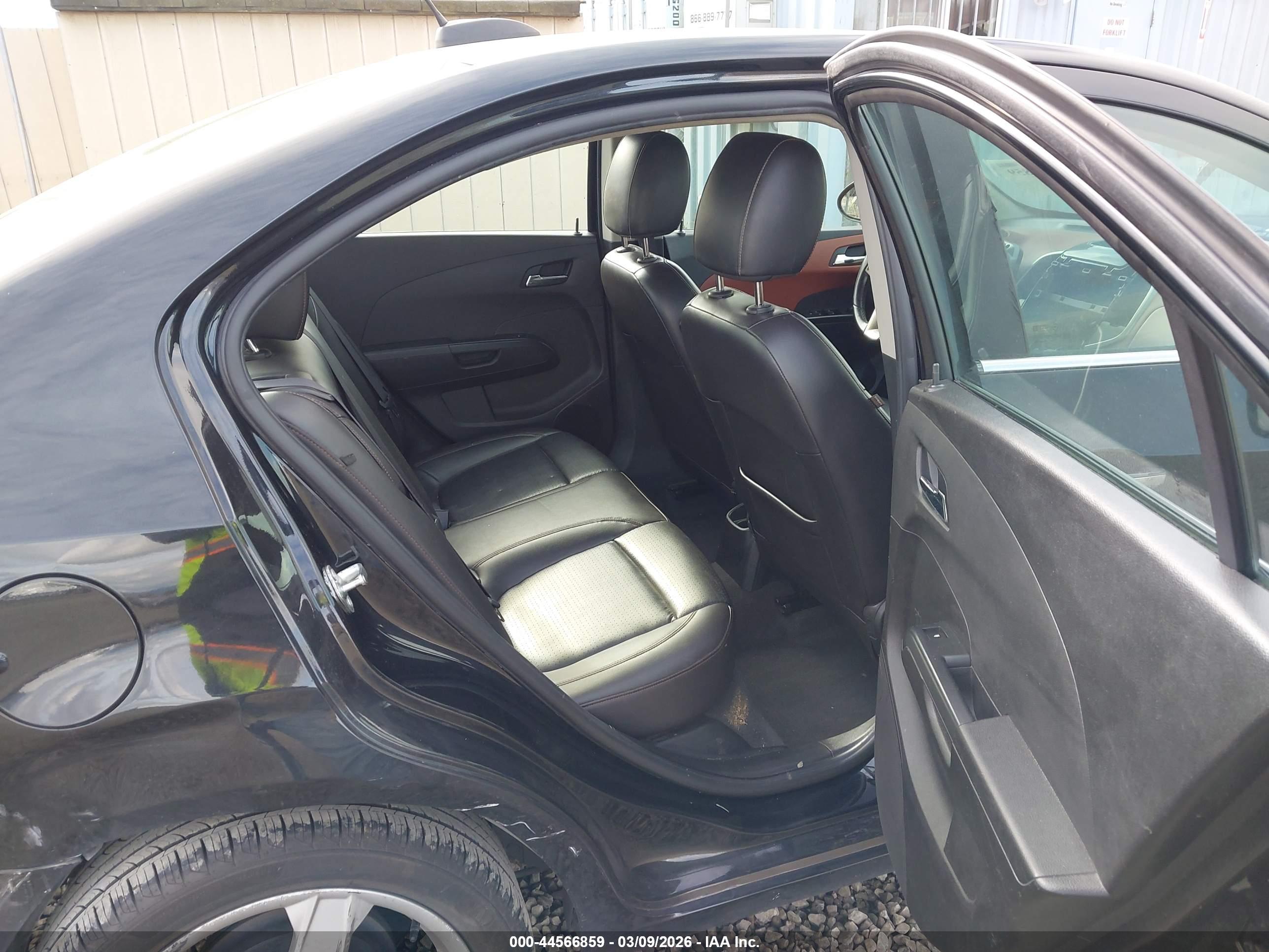 CHEVROLET SONIC image 8