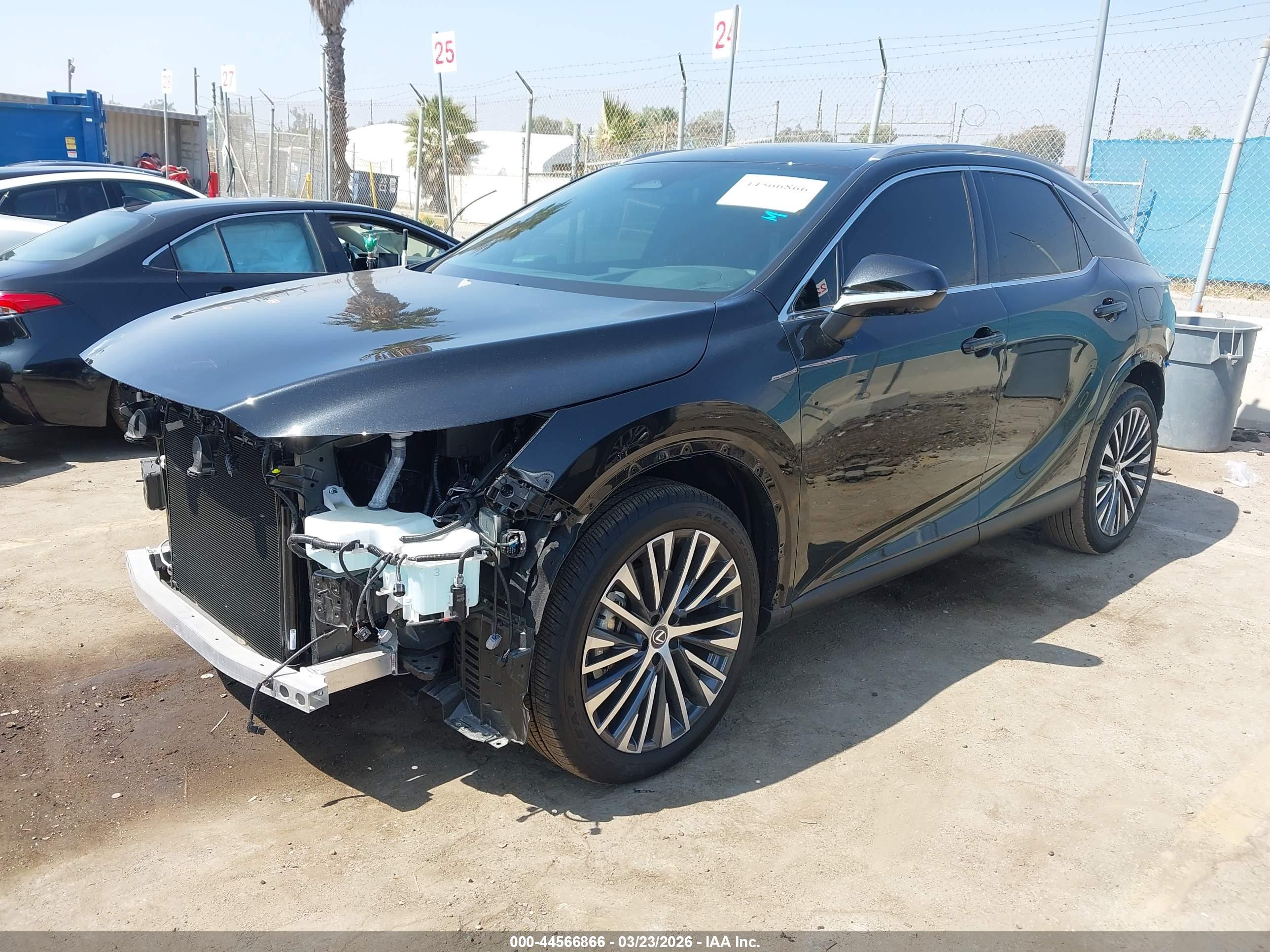 LEXUS RX image 2