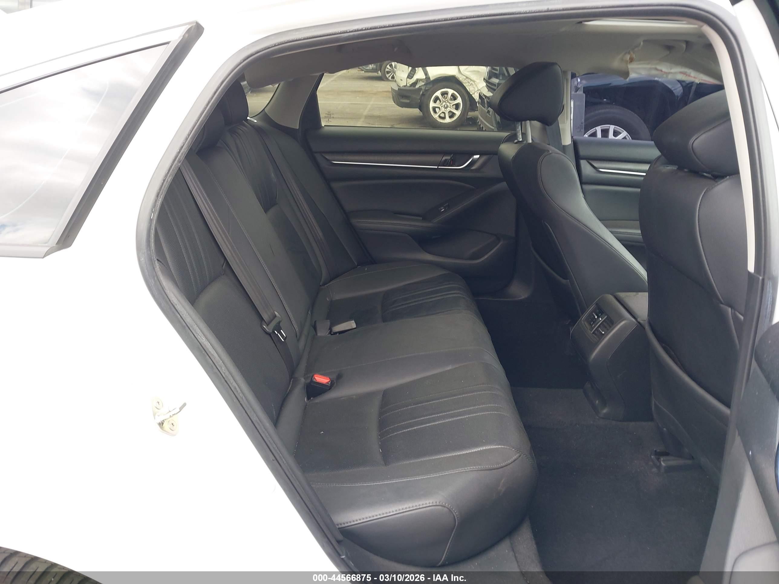 HONDA ACCORD image 8