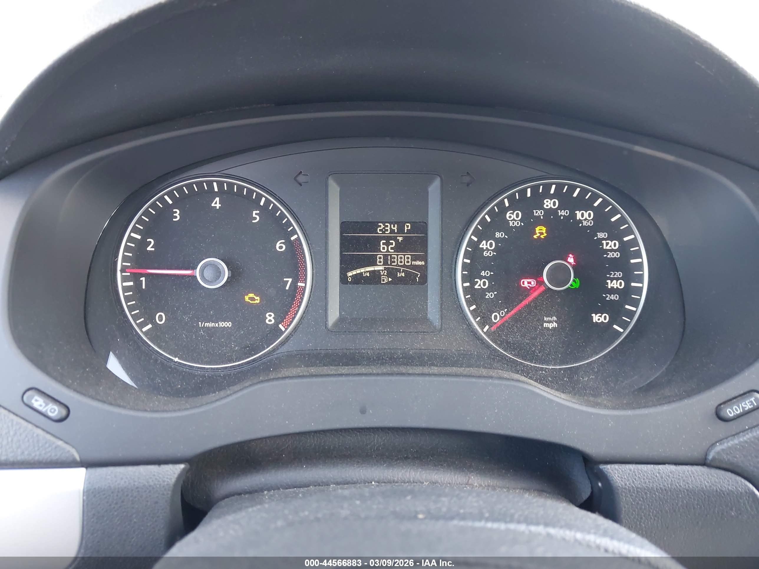 VOLKSWAGEN JETTA image 7