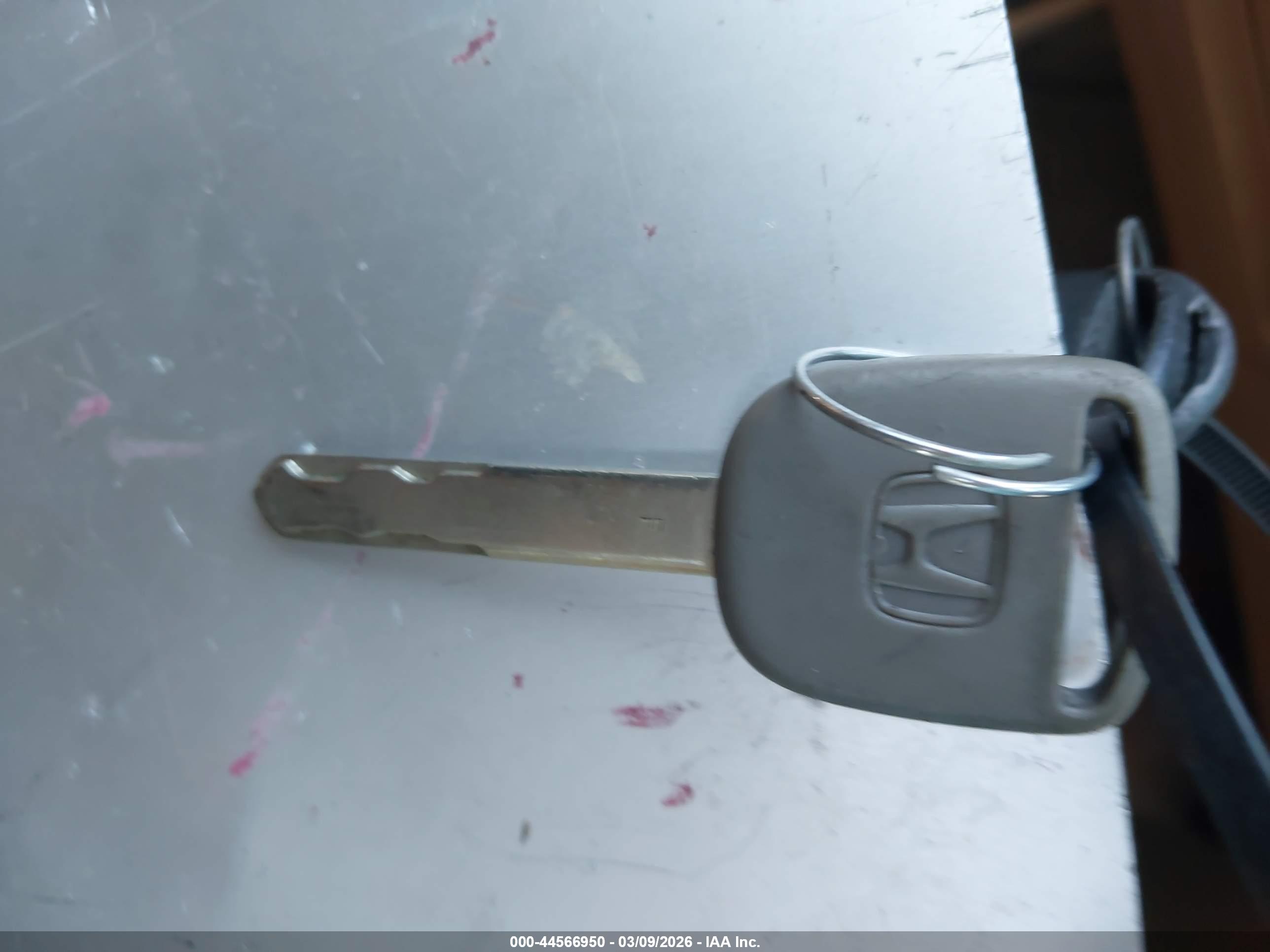 HONDA CR-V image 11