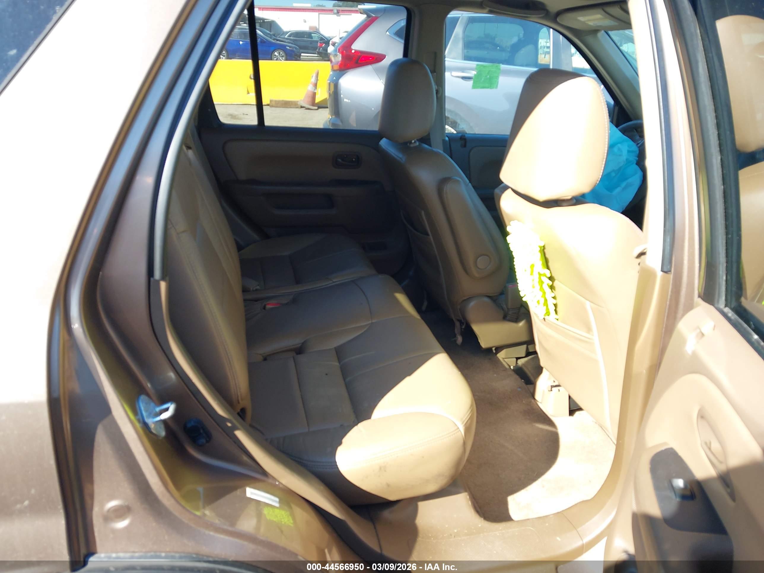 HONDA CR-V image 8