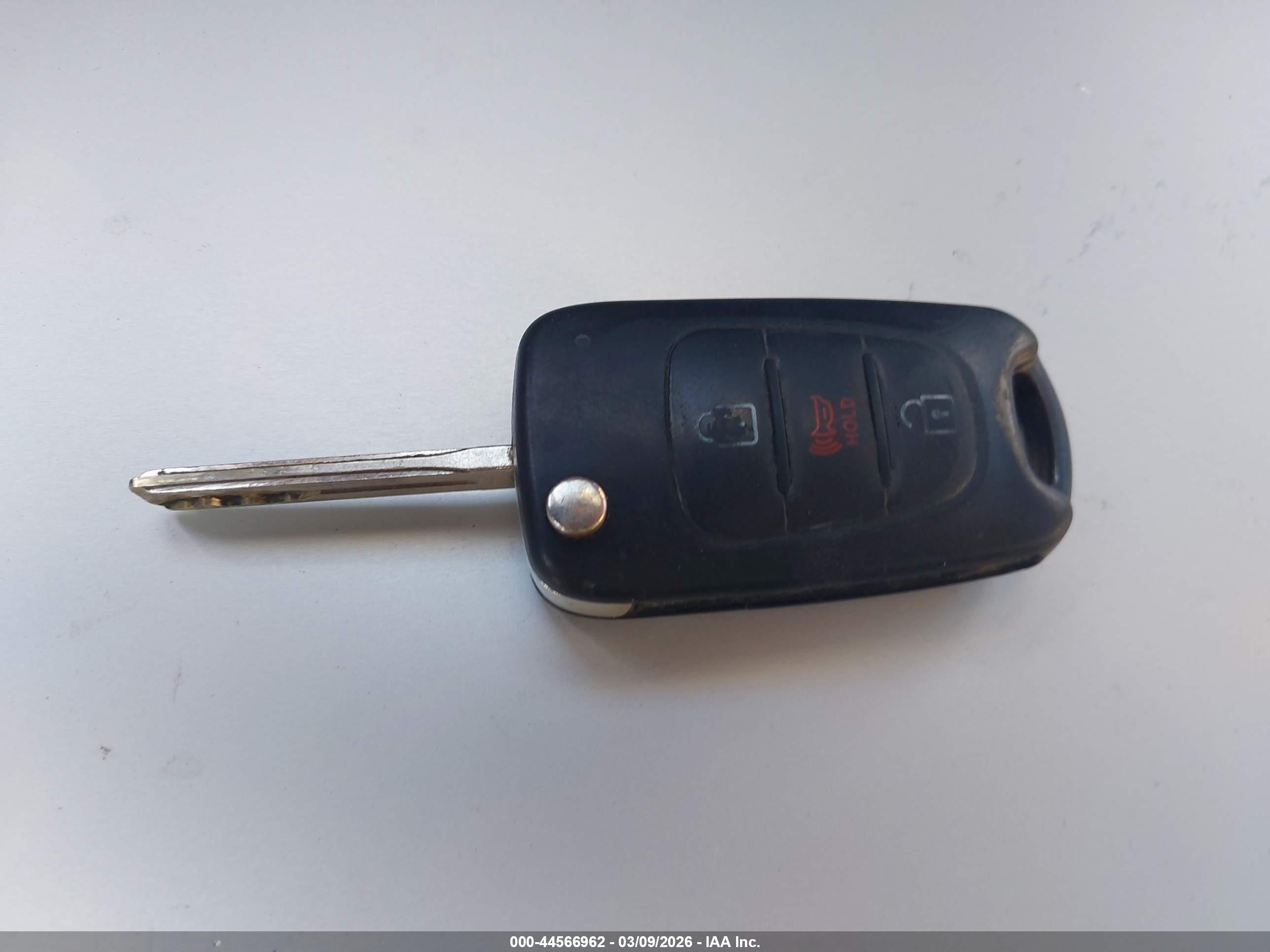 KIA SPORTAGE image 11