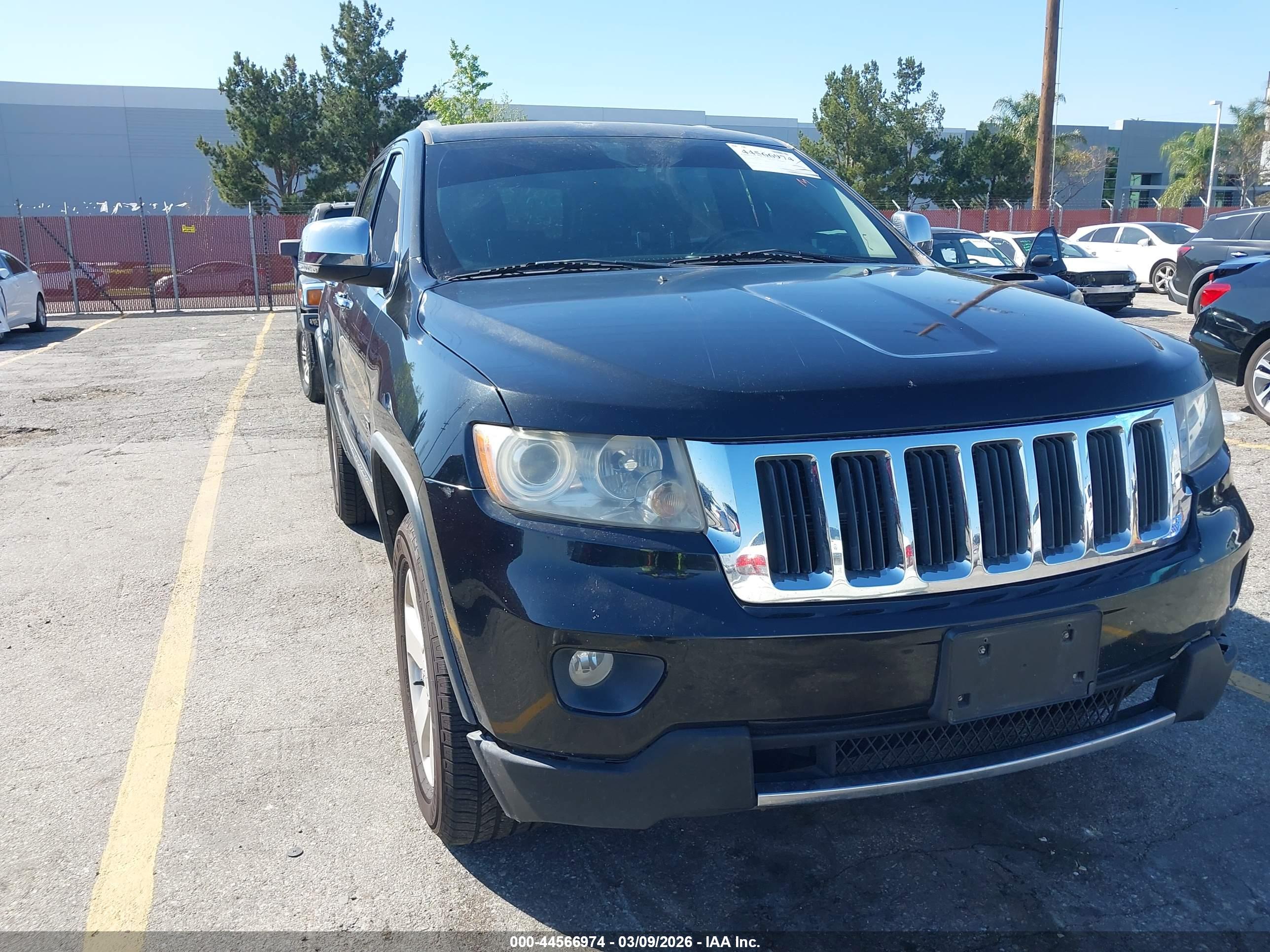 JEEP GRAND image 6