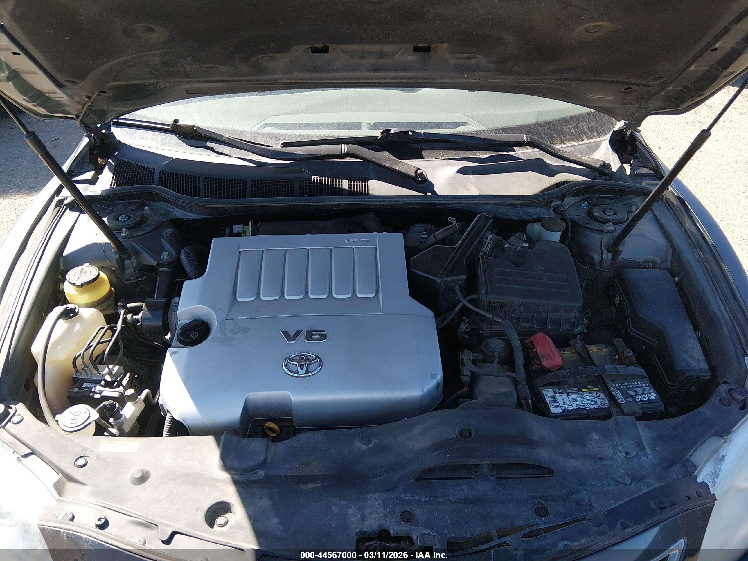 TOYOTA CAMRY image 10