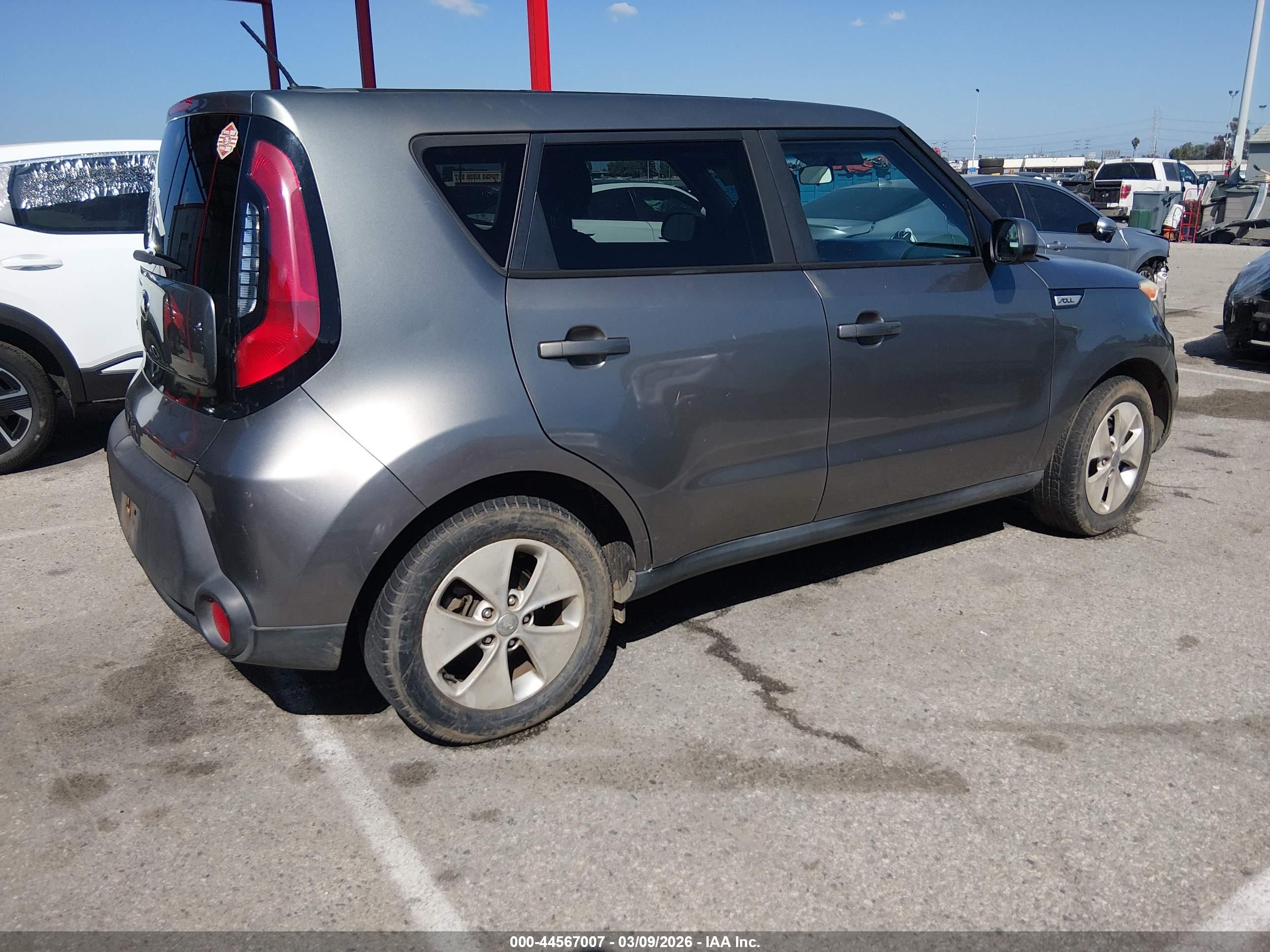 KIA SOUL image 4