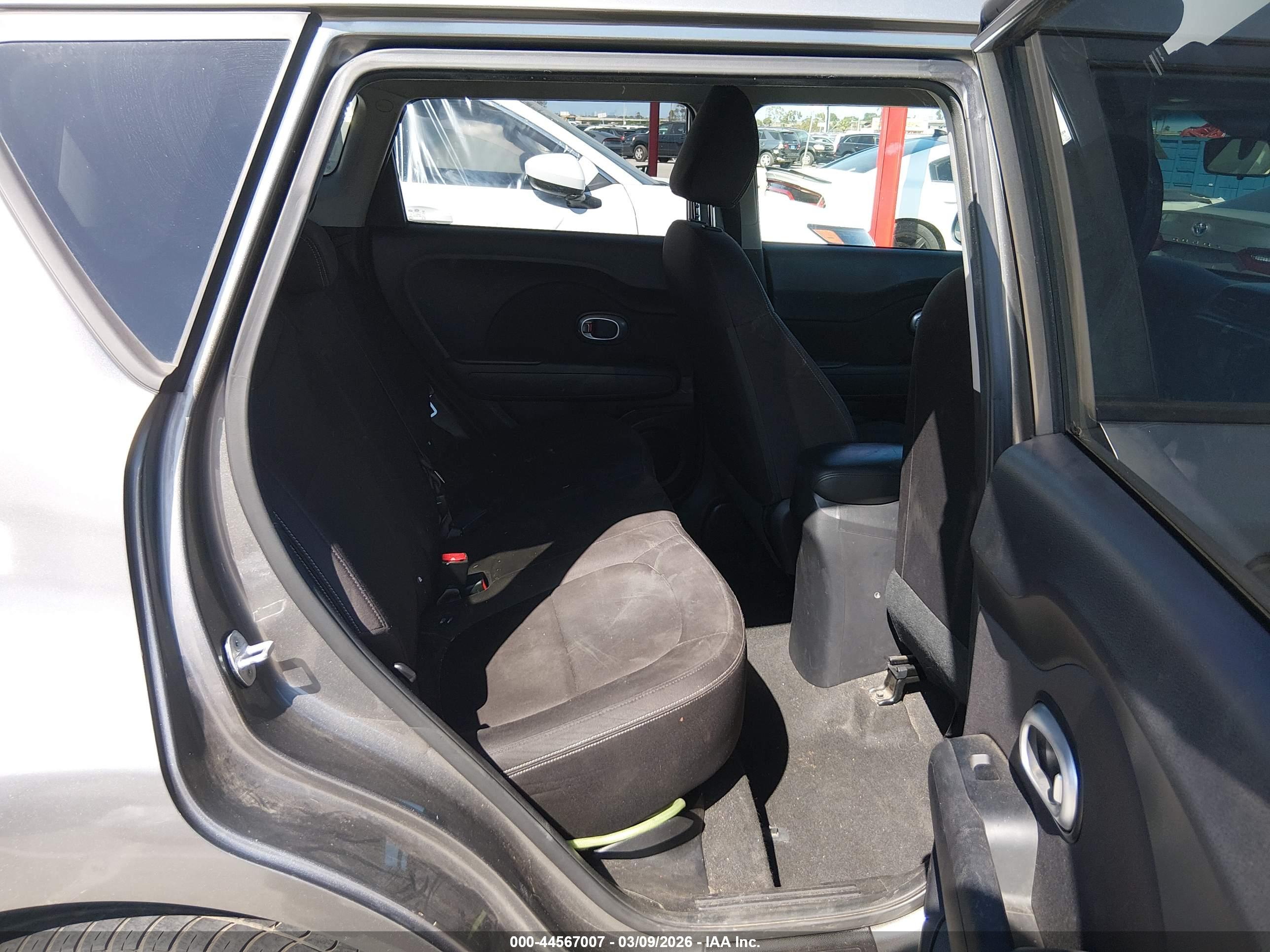 KIA SOUL image 8