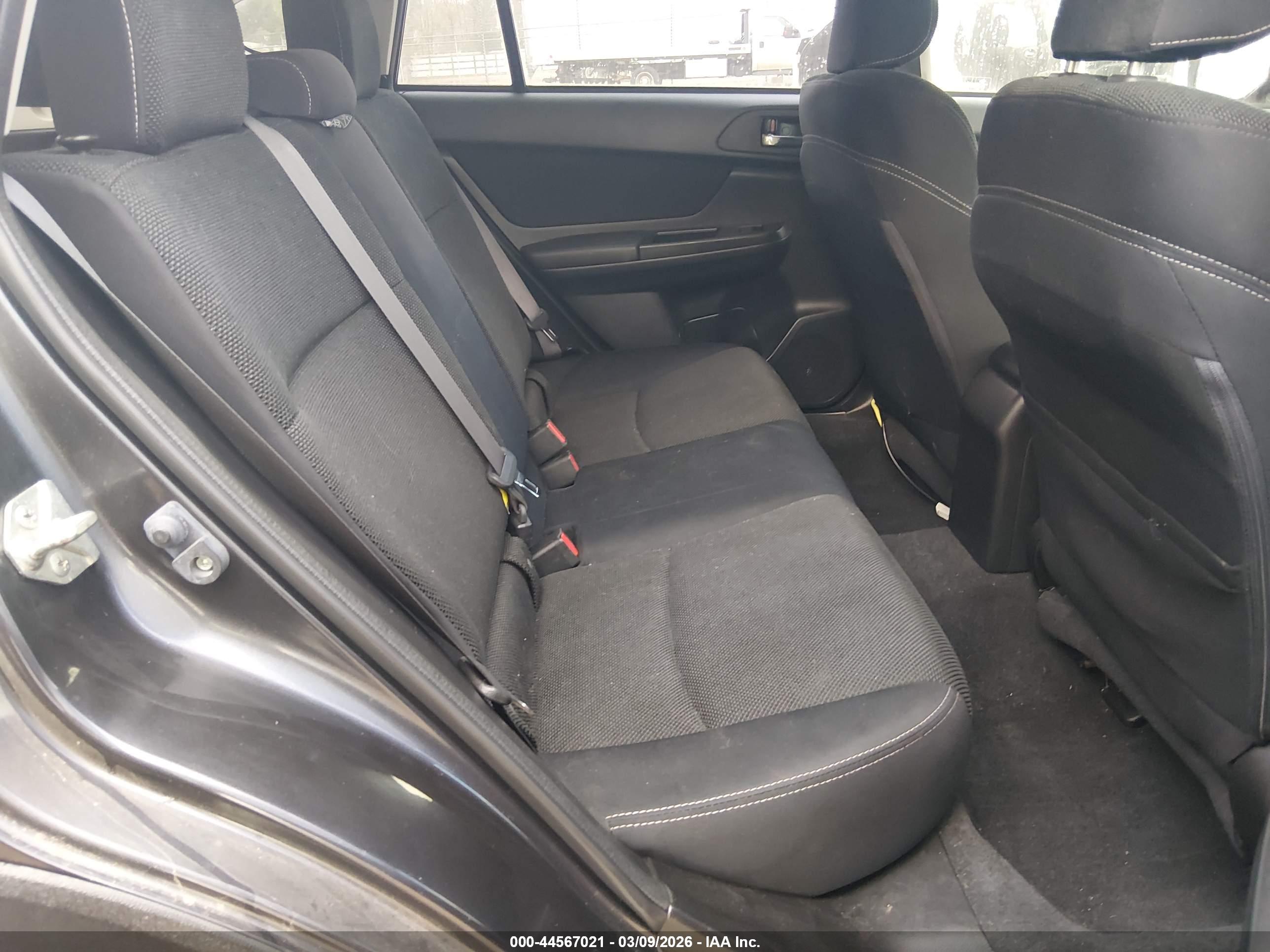 SUBARU XV image 8