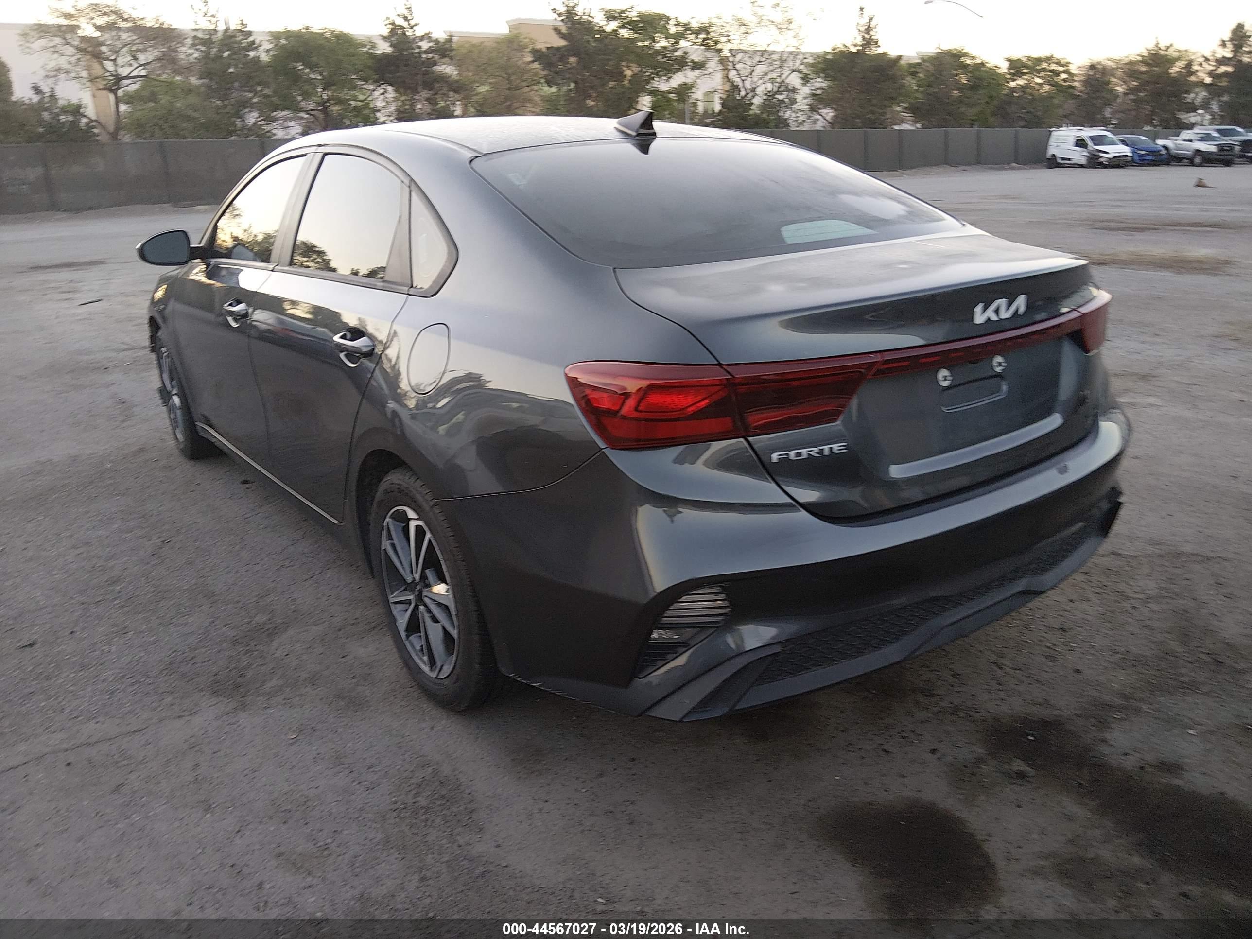 KIA FORTE image 3