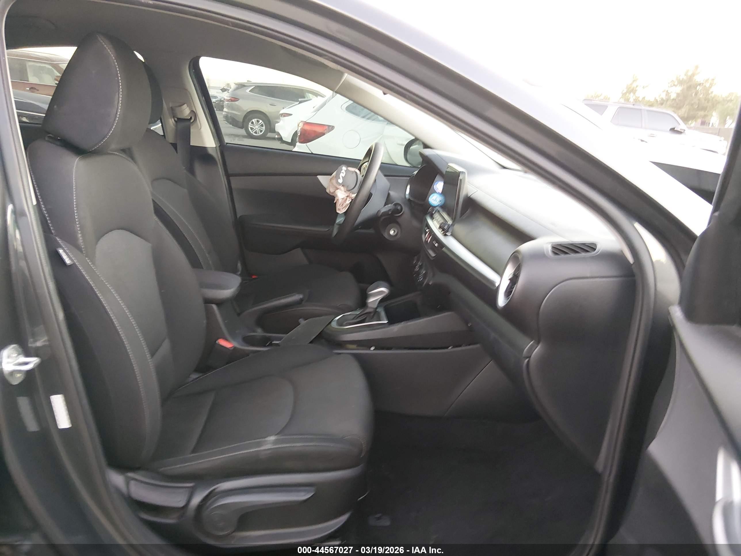 KIA FORTE image 5