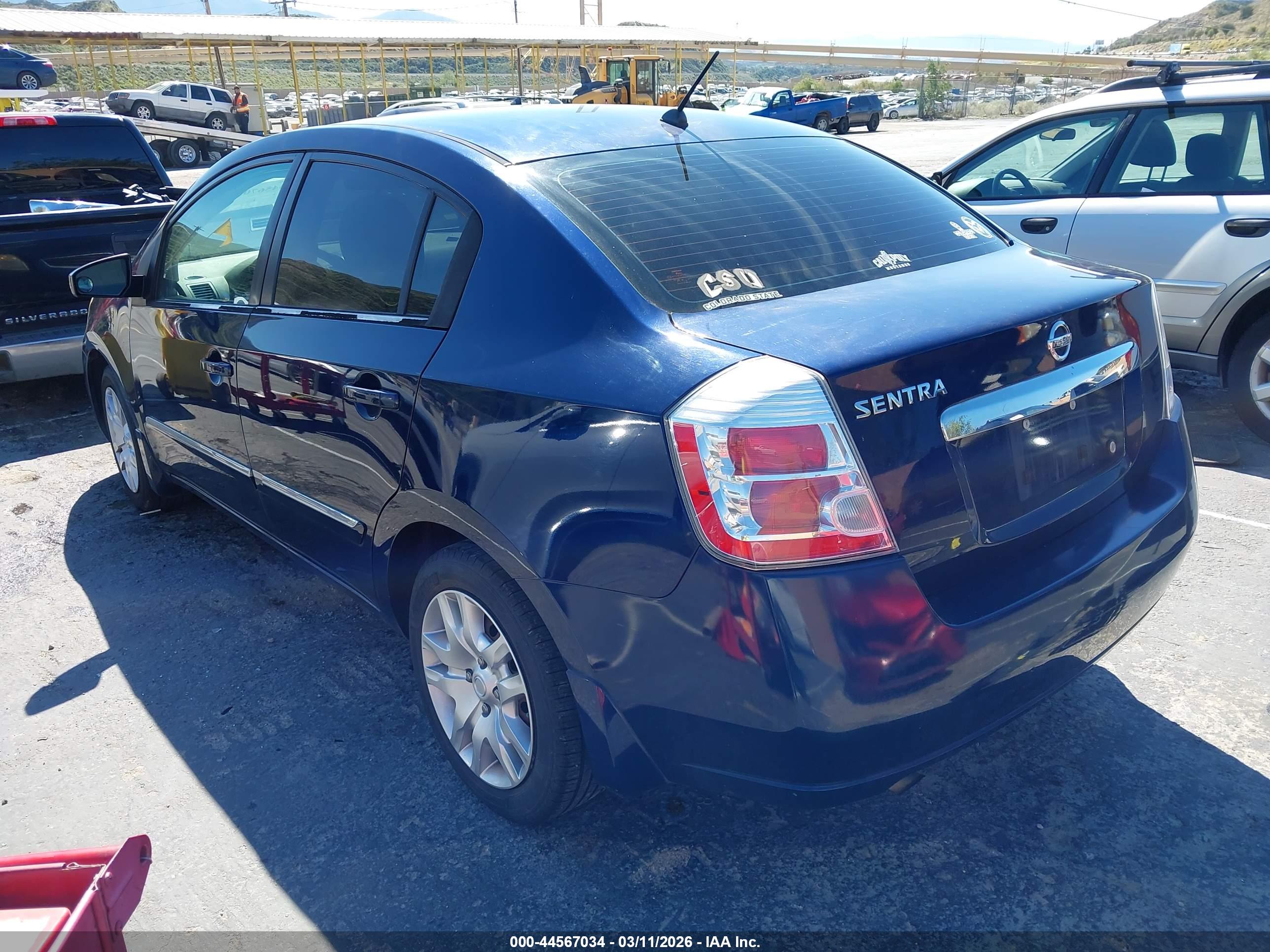 NISSAN SENTRA image 3