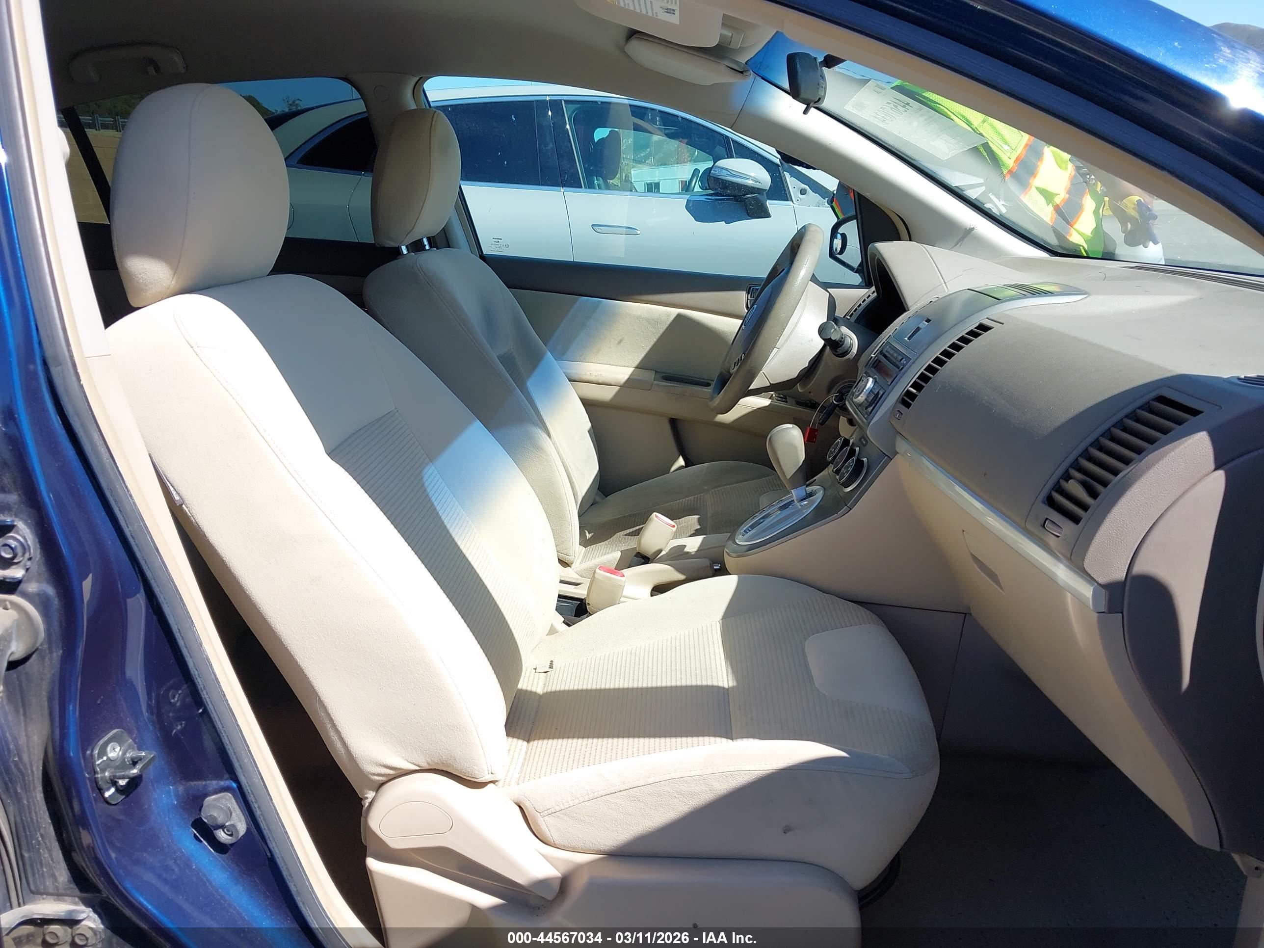 NISSAN SENTRA image 5