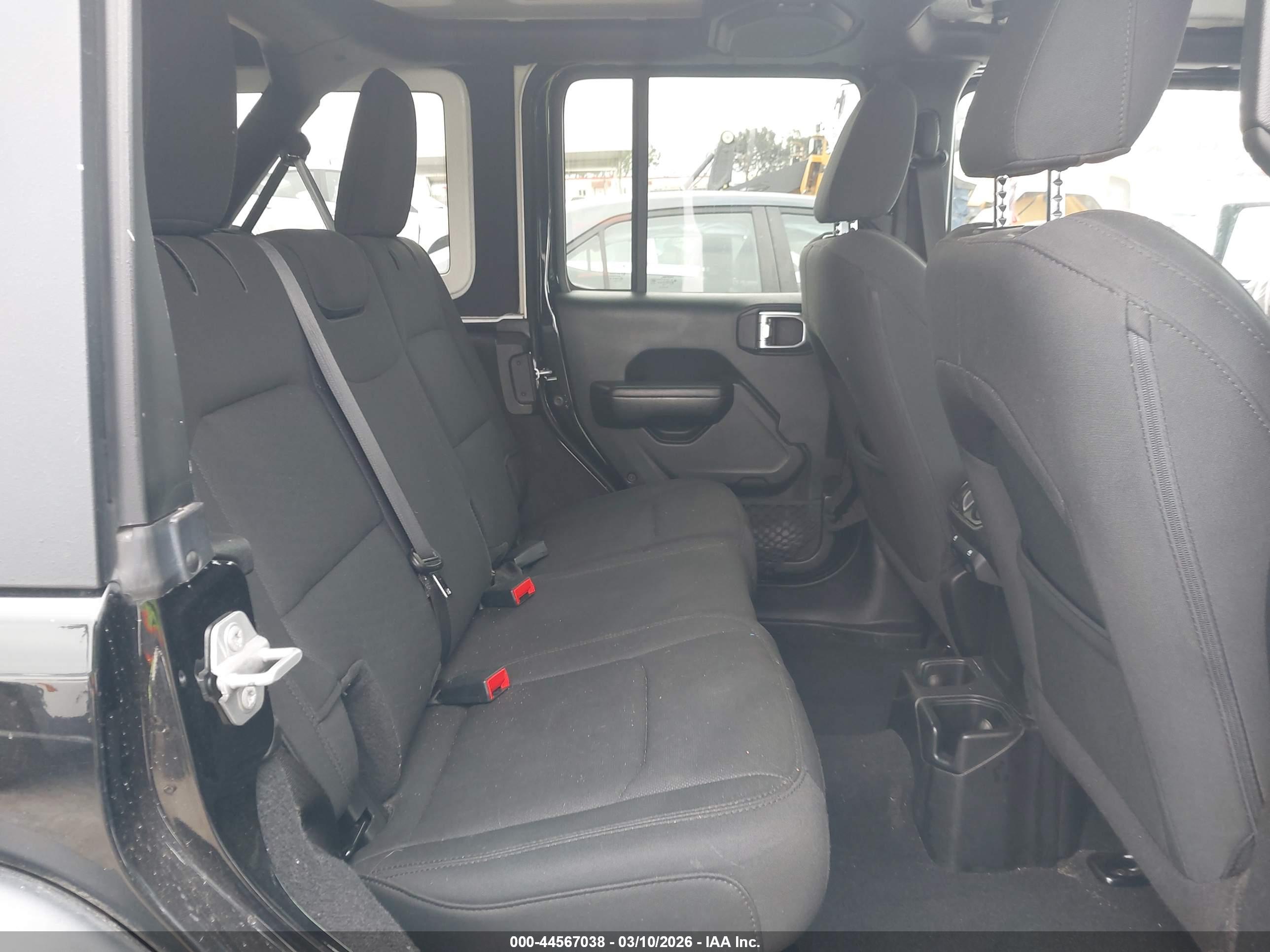 JEEP WRANGLER image 8