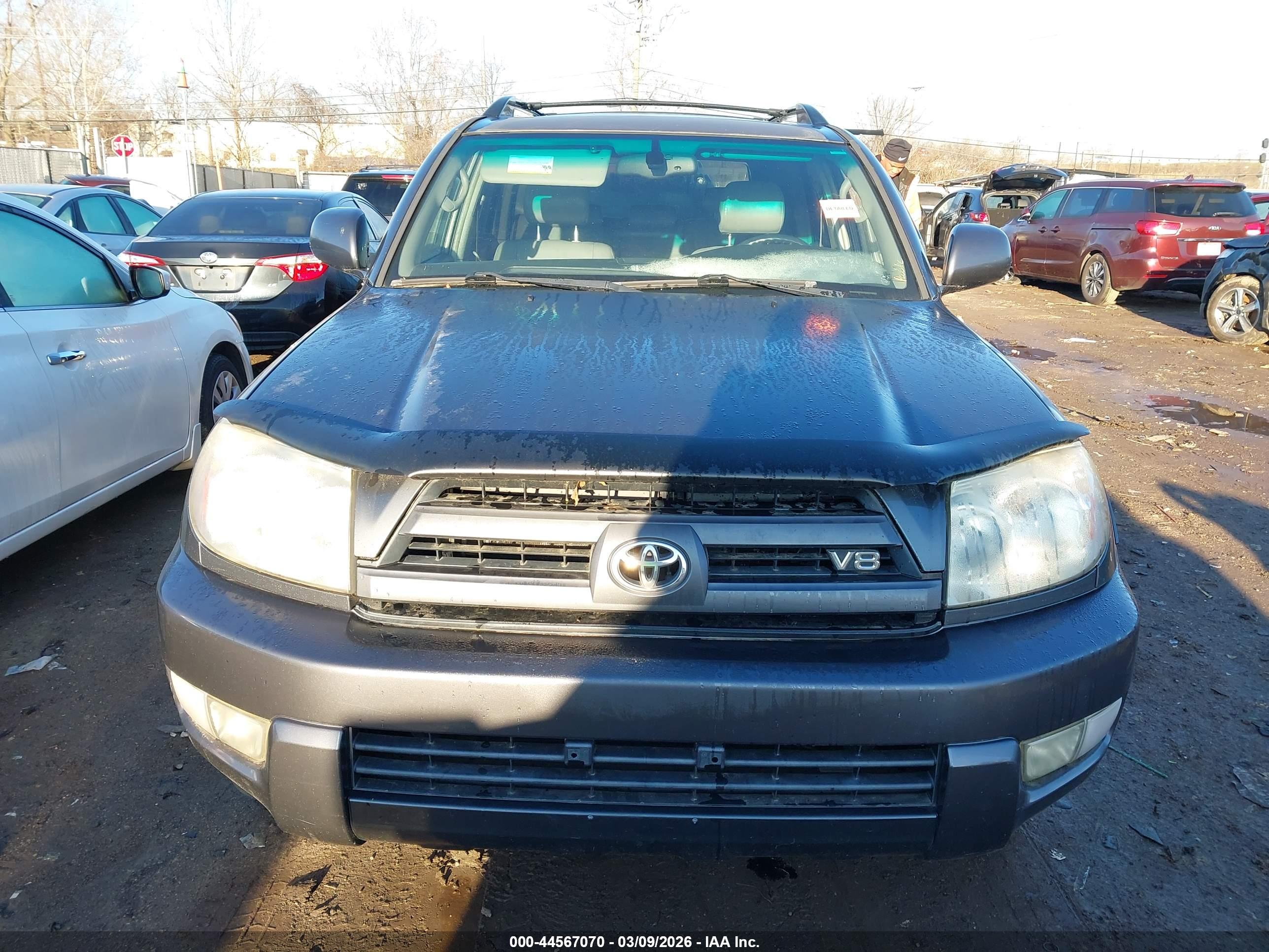 TOYOTA 4RUNNER image 6