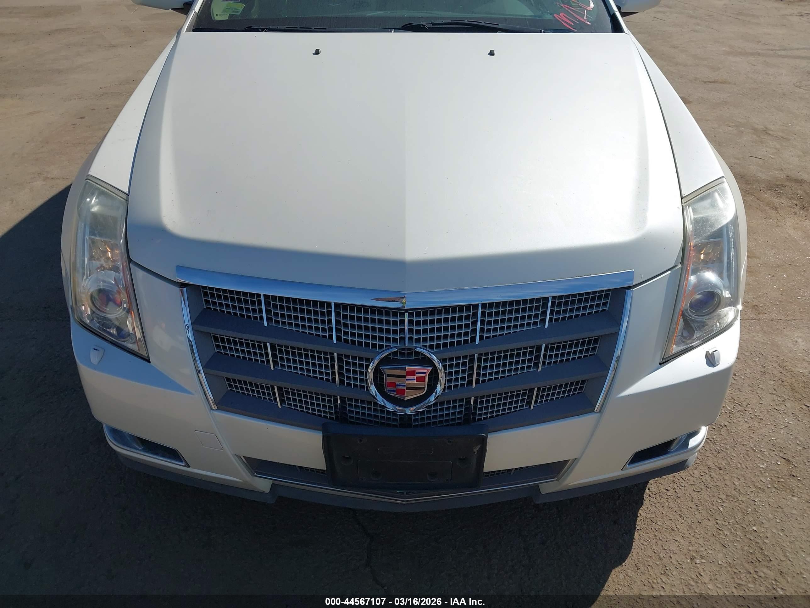 CADILLAC CTS image 6