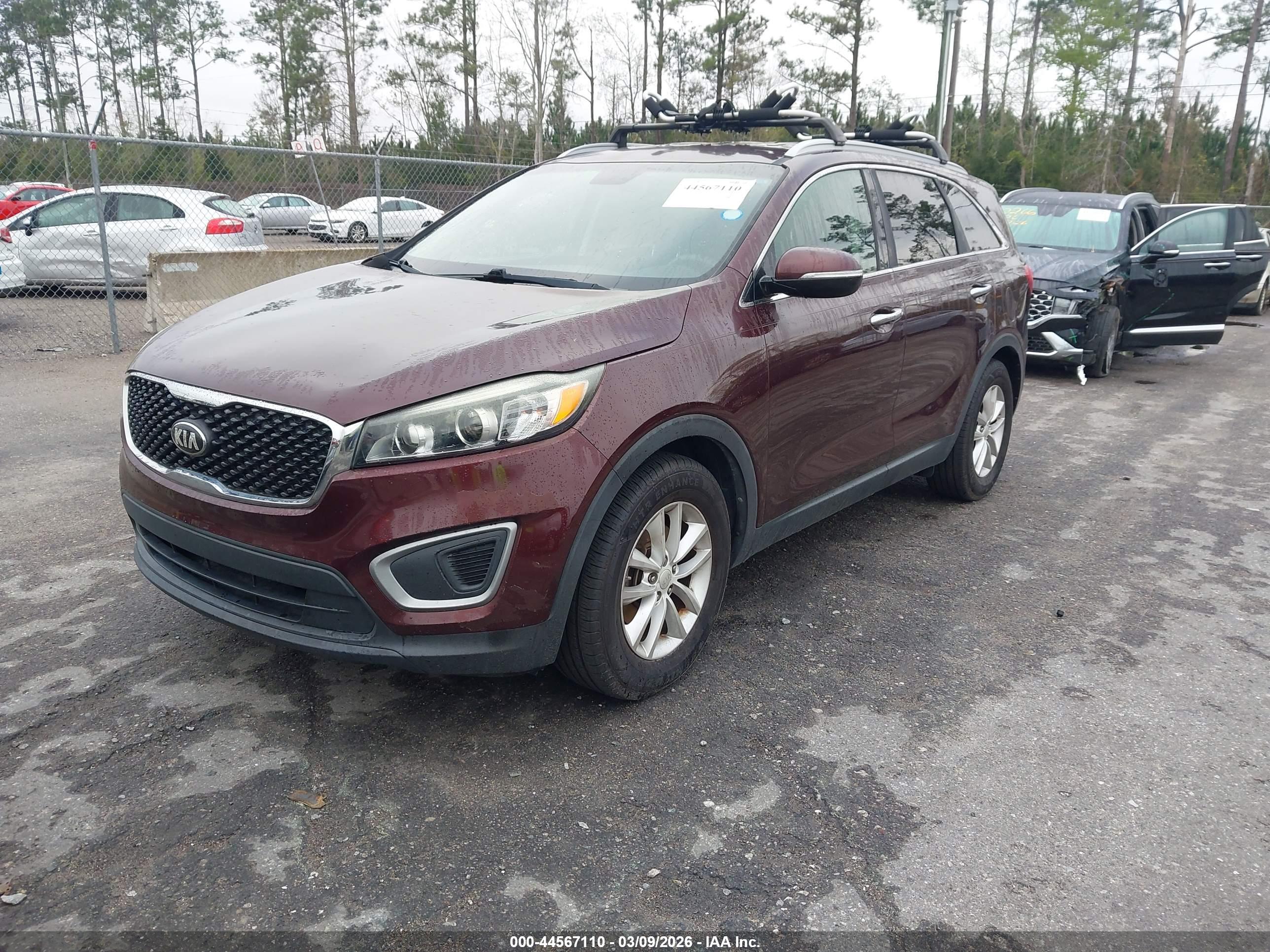 KIA SORENTO image 2
