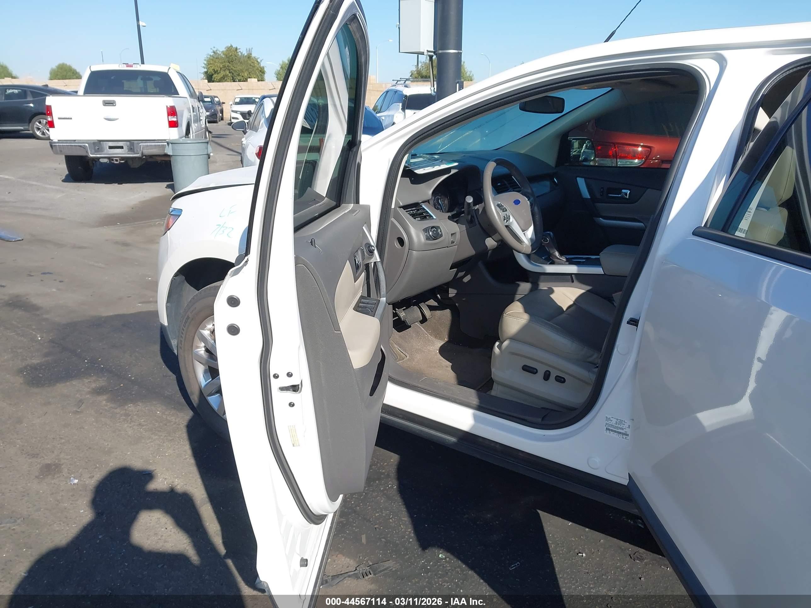 FORD EDGE image 5