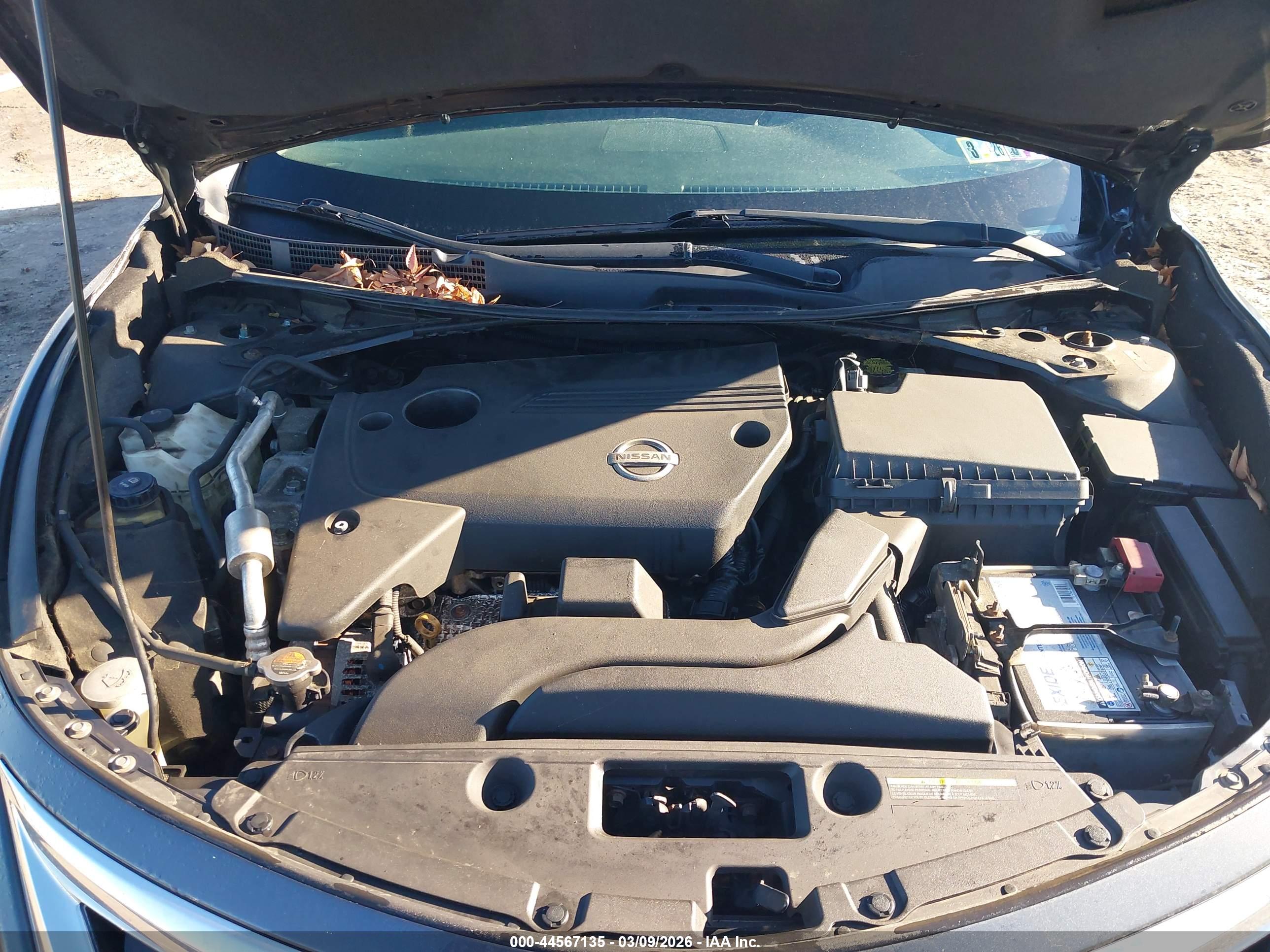 NISSAN ALTIMA image 10