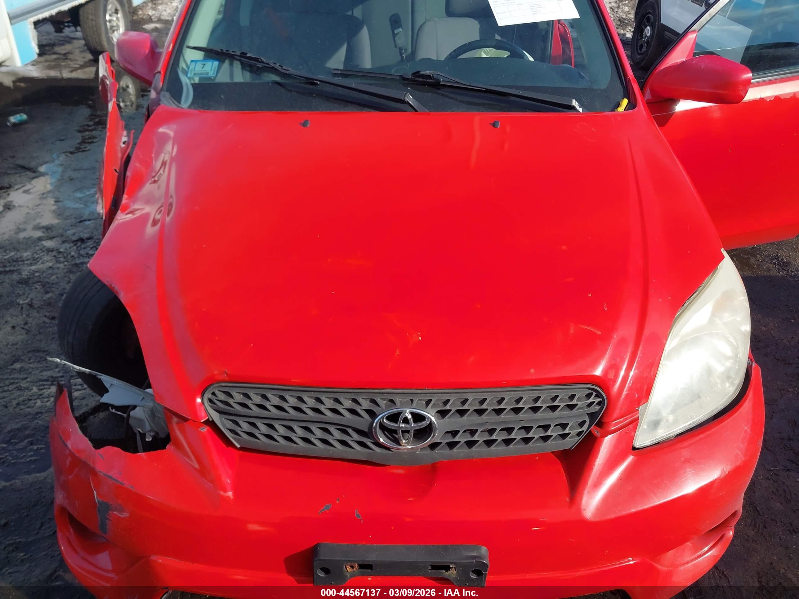 TOYOTA MATRIX image 10