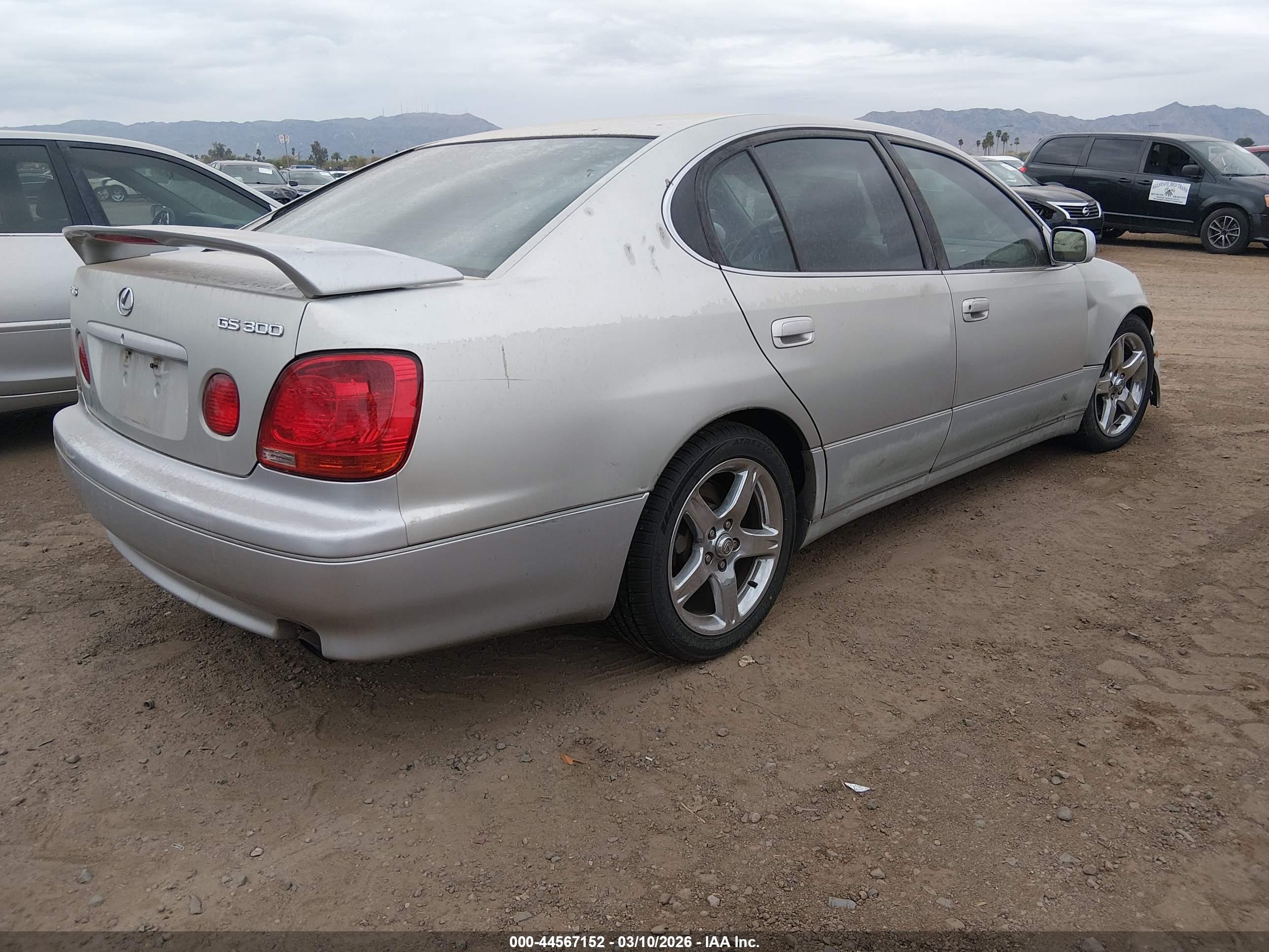 LEXUS GS image 4