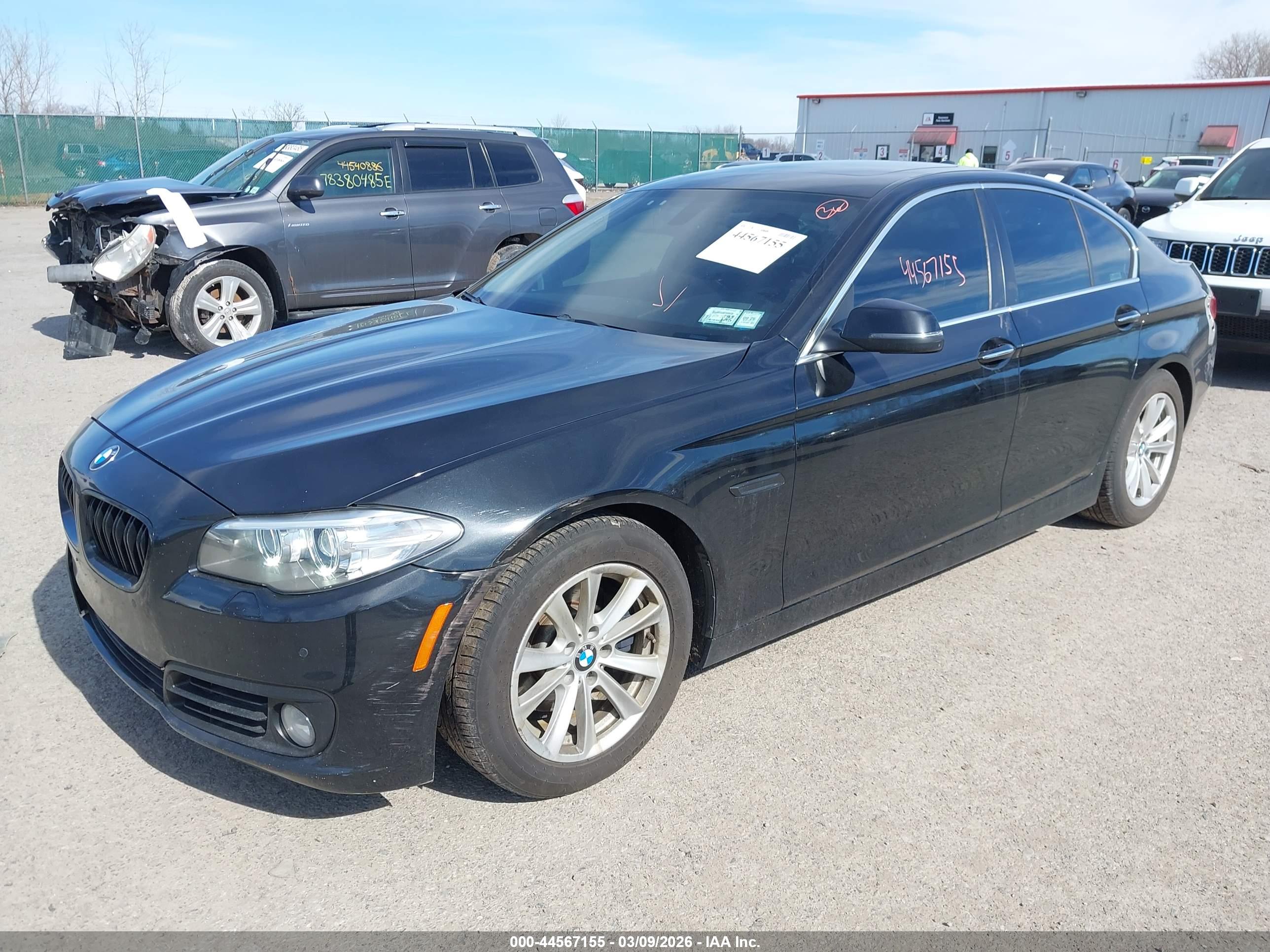 BMW 528I image 2