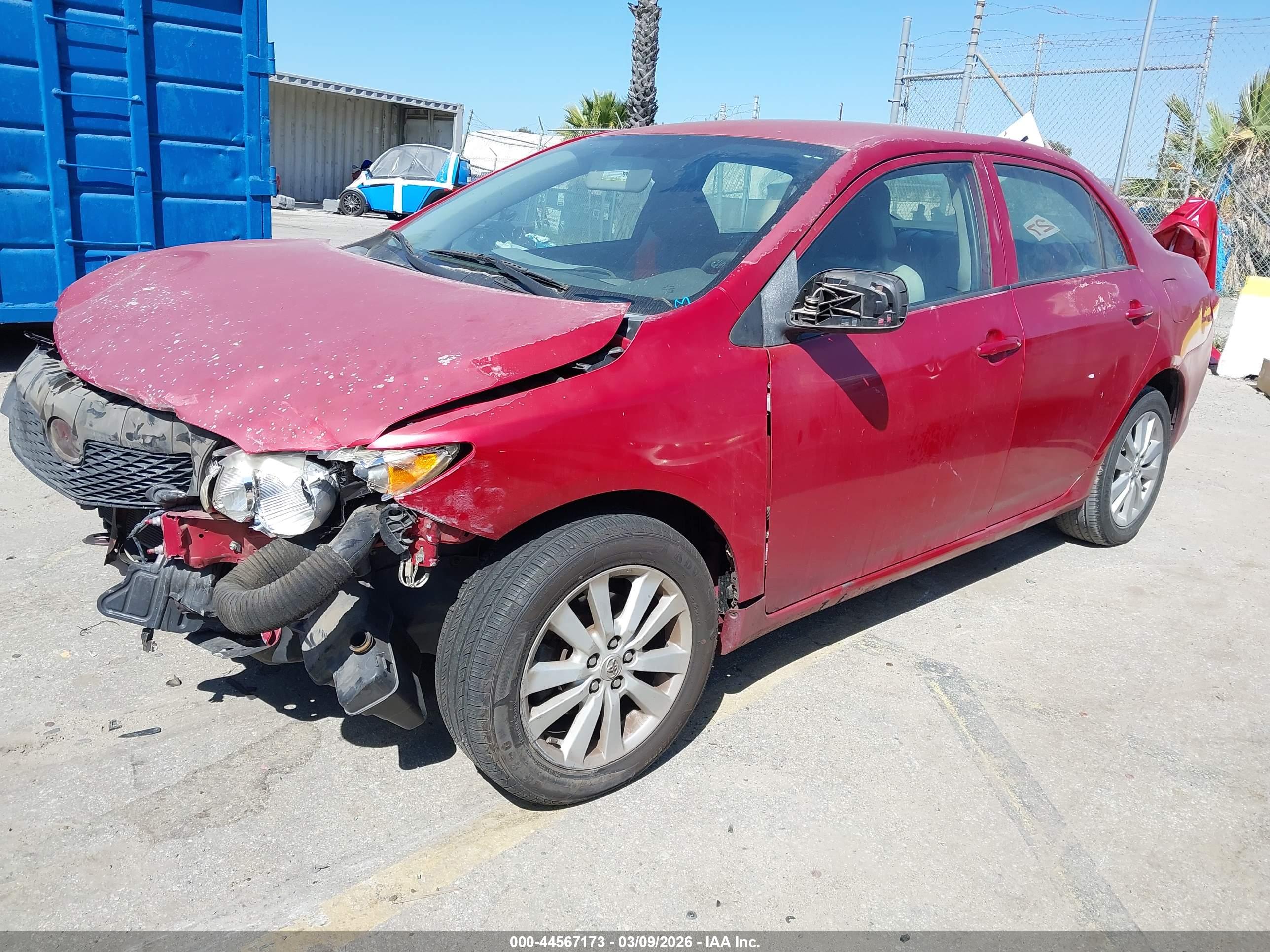 TOYOTA COROLLA image 2