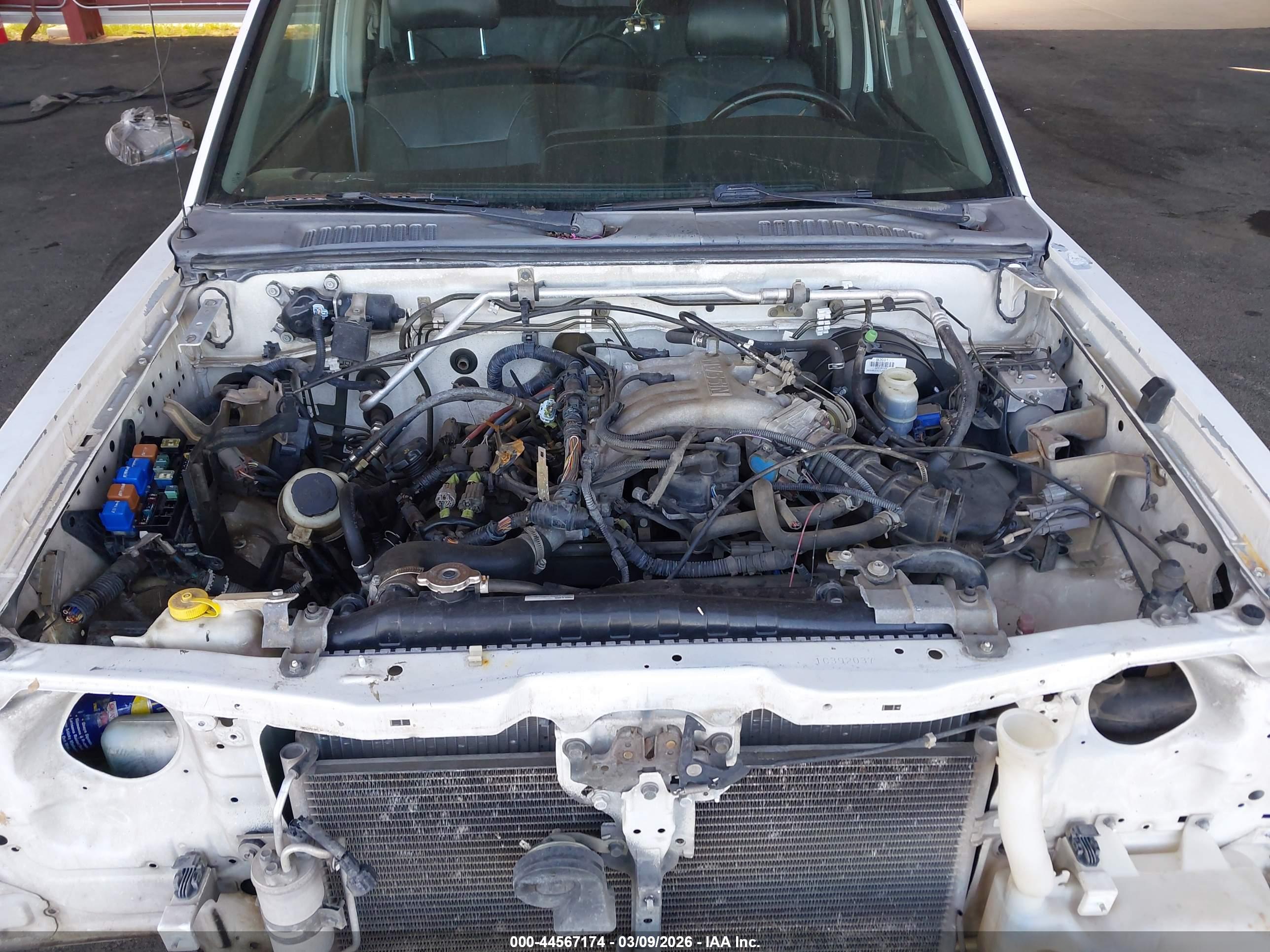 NISSAN FRONTIER image 10