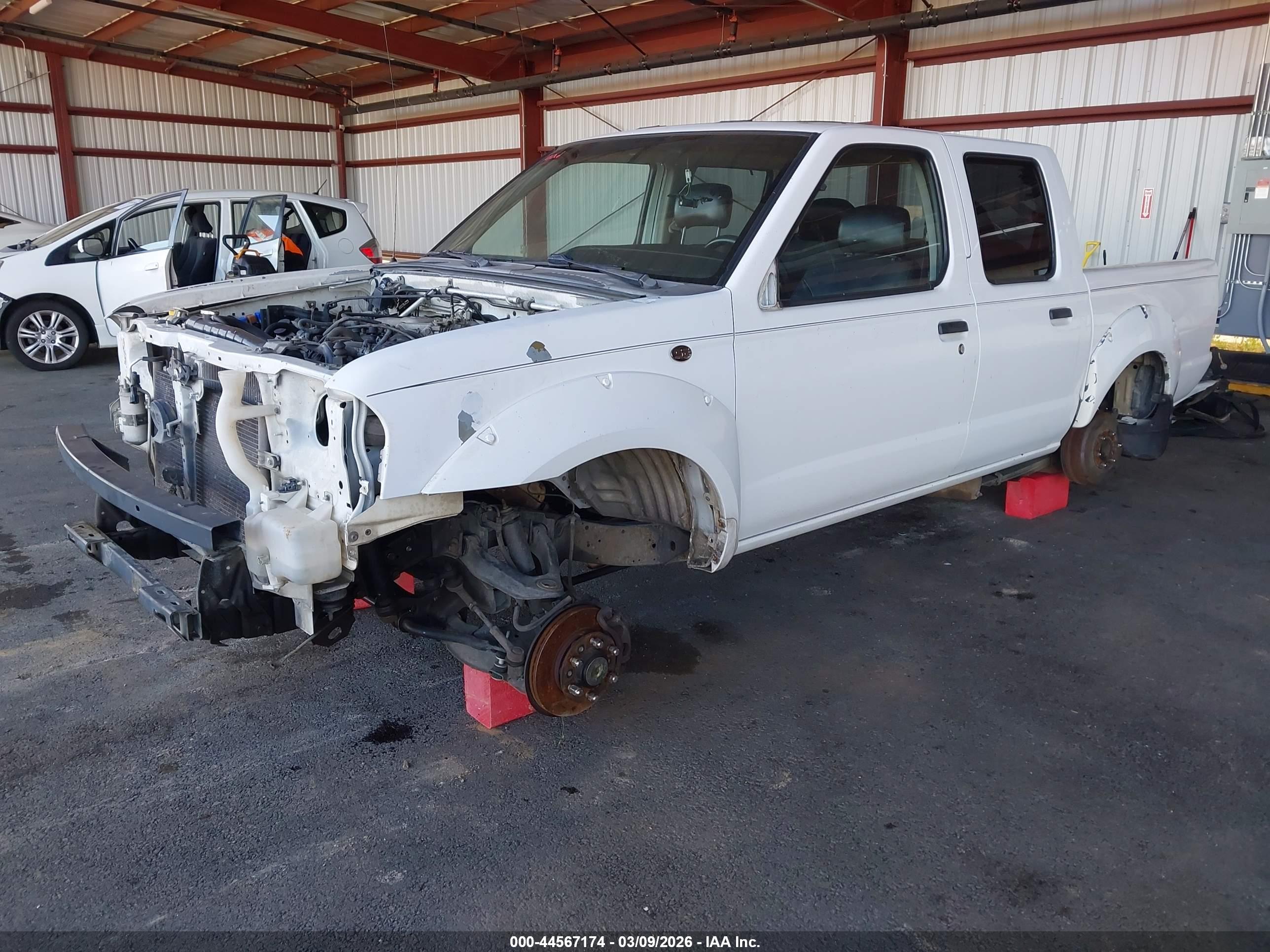 NISSAN FRONTIER image 2
